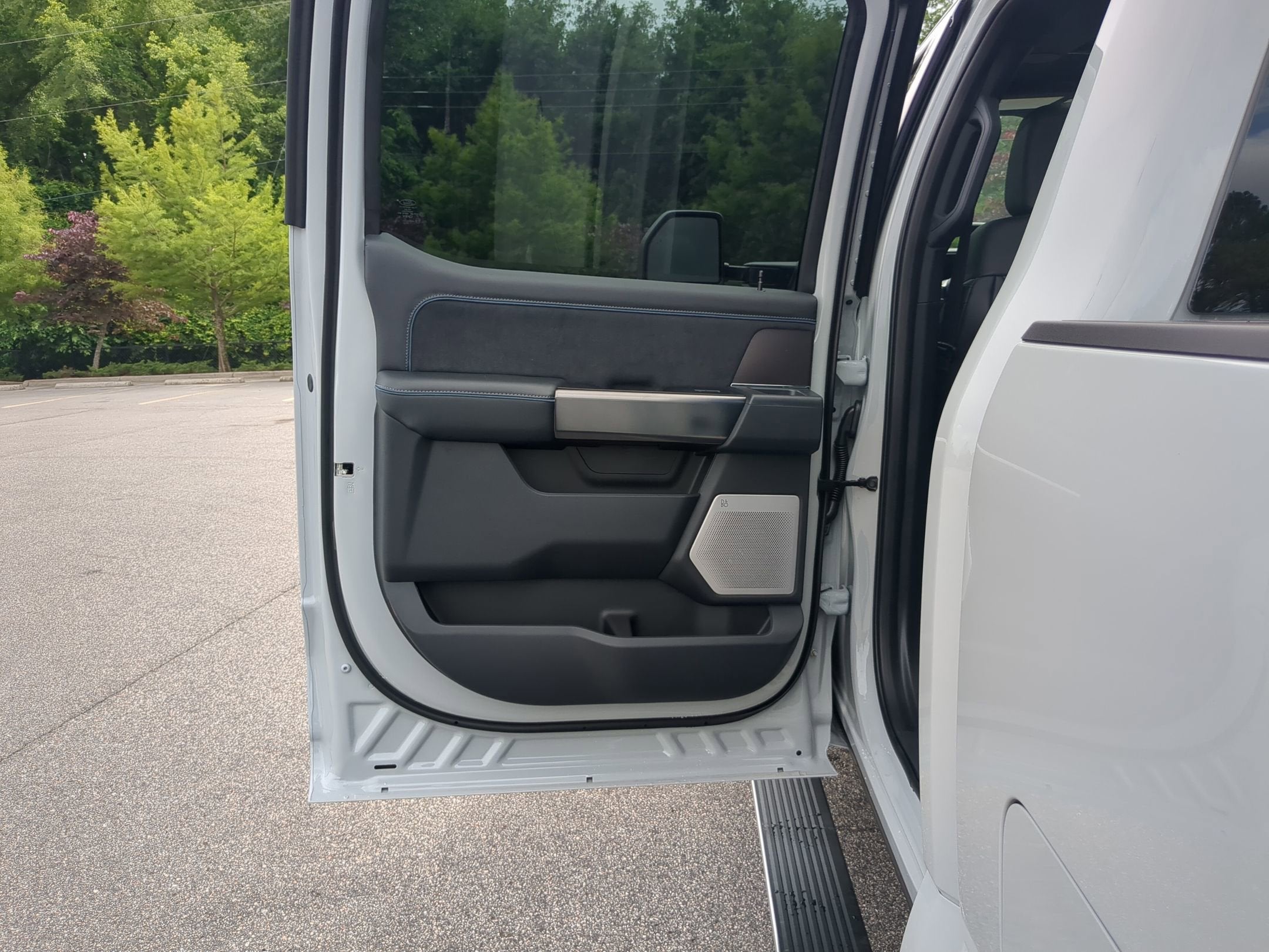 2026 Ford Super Duty F-350 SRW Platinum