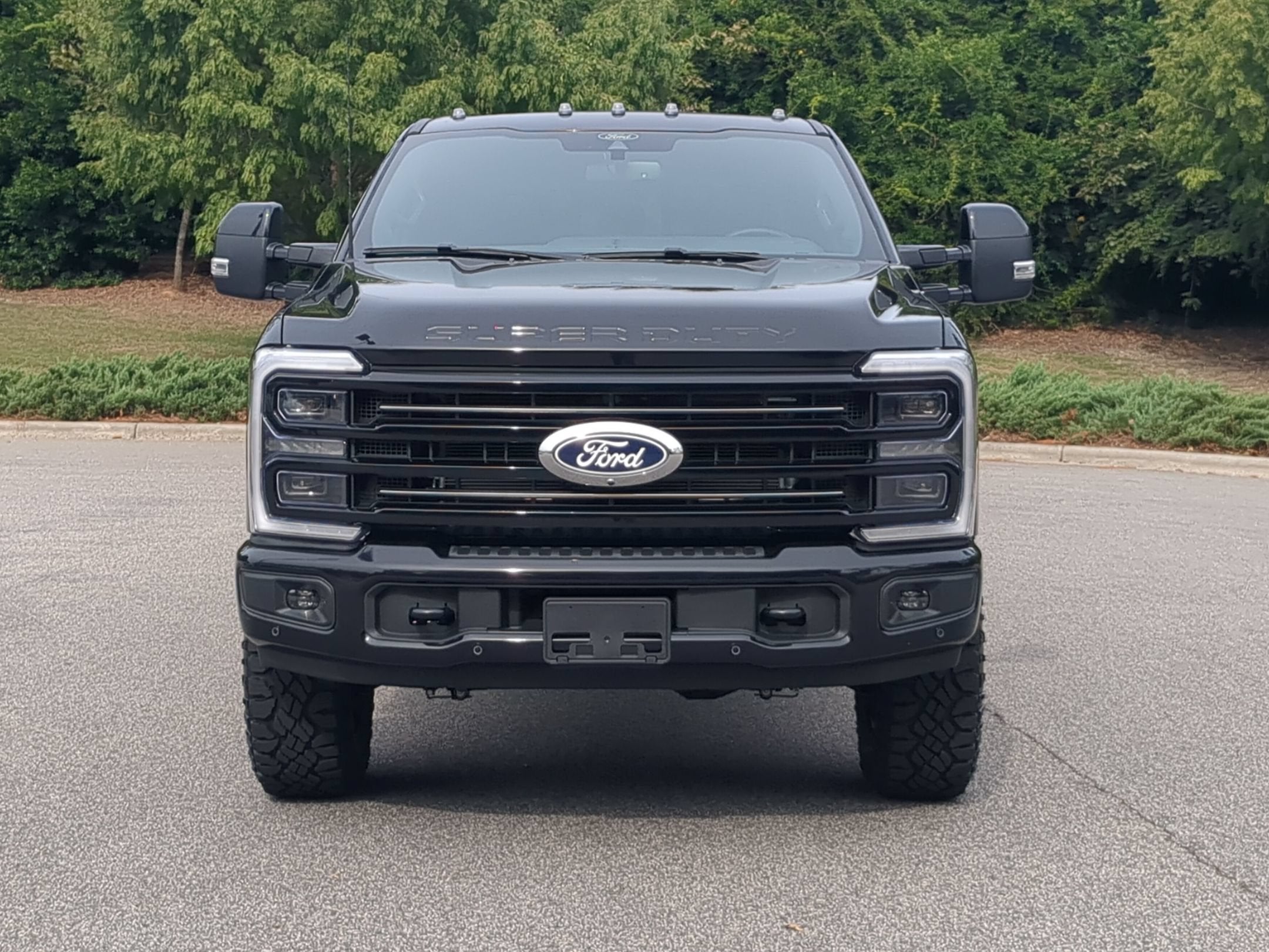2027 Ford Super Duty F-350 SRW Platinum