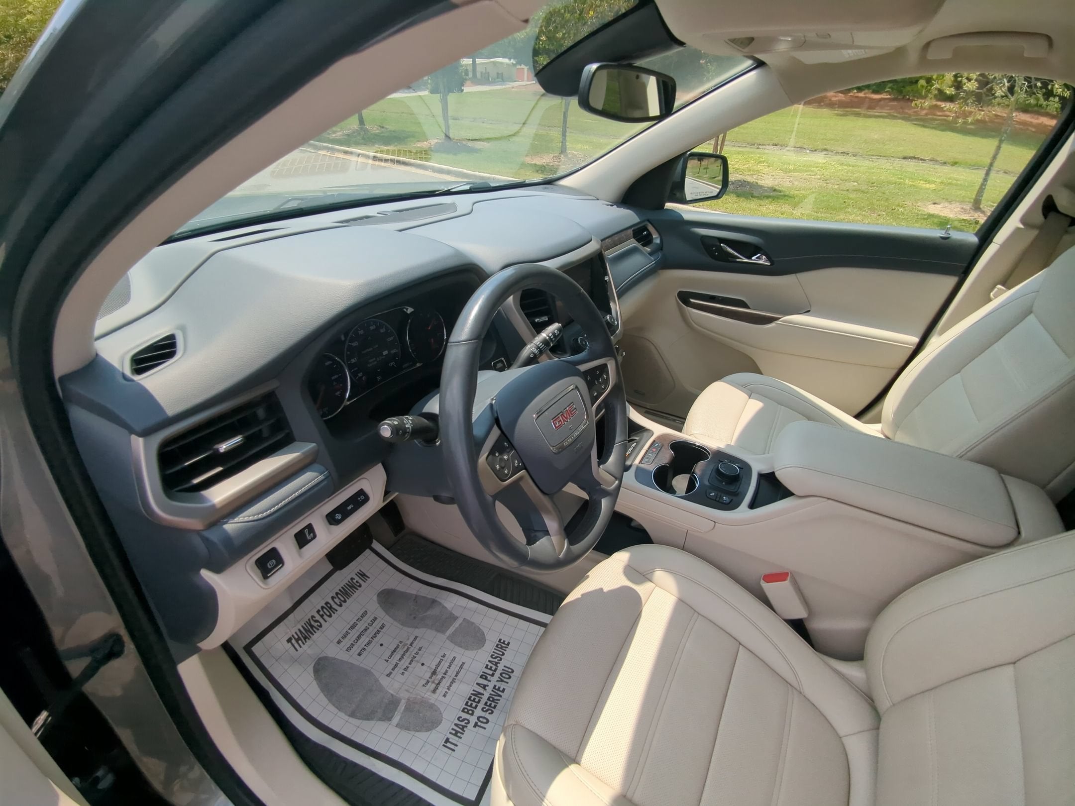 2022 GMC Acadia Denali