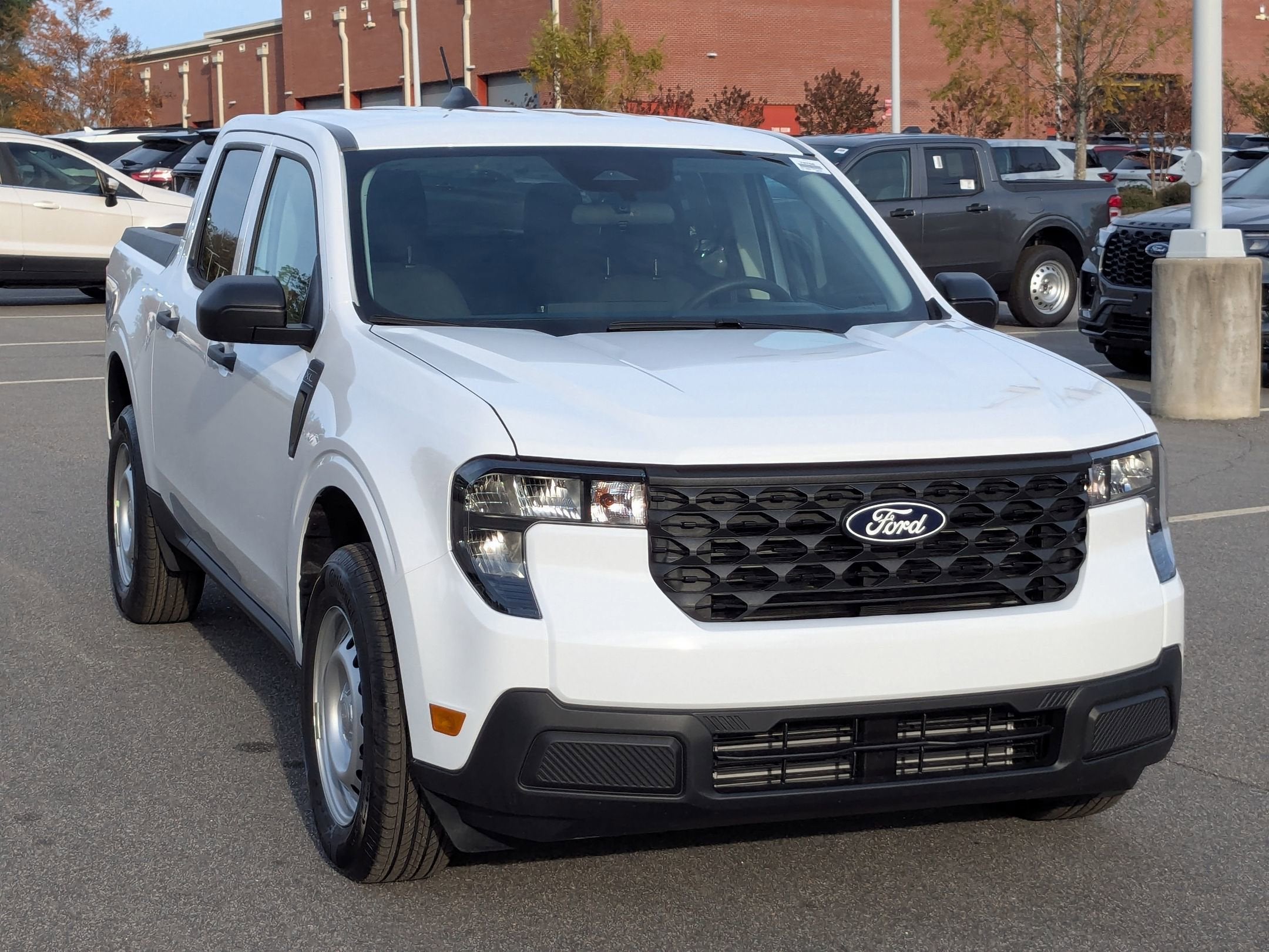 2025 Ford Maverick XL