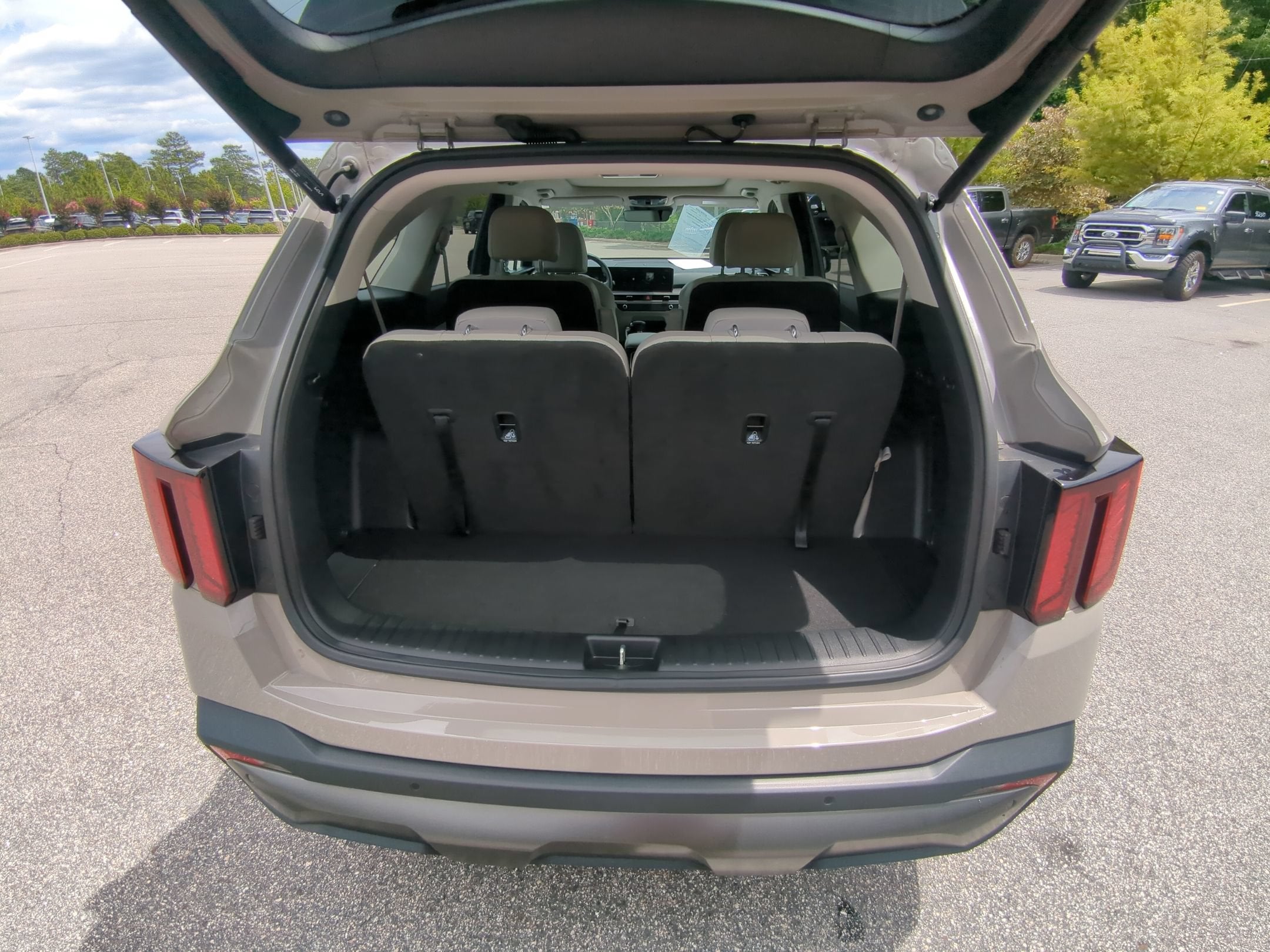 2024 Kia Sorento X-Line EX