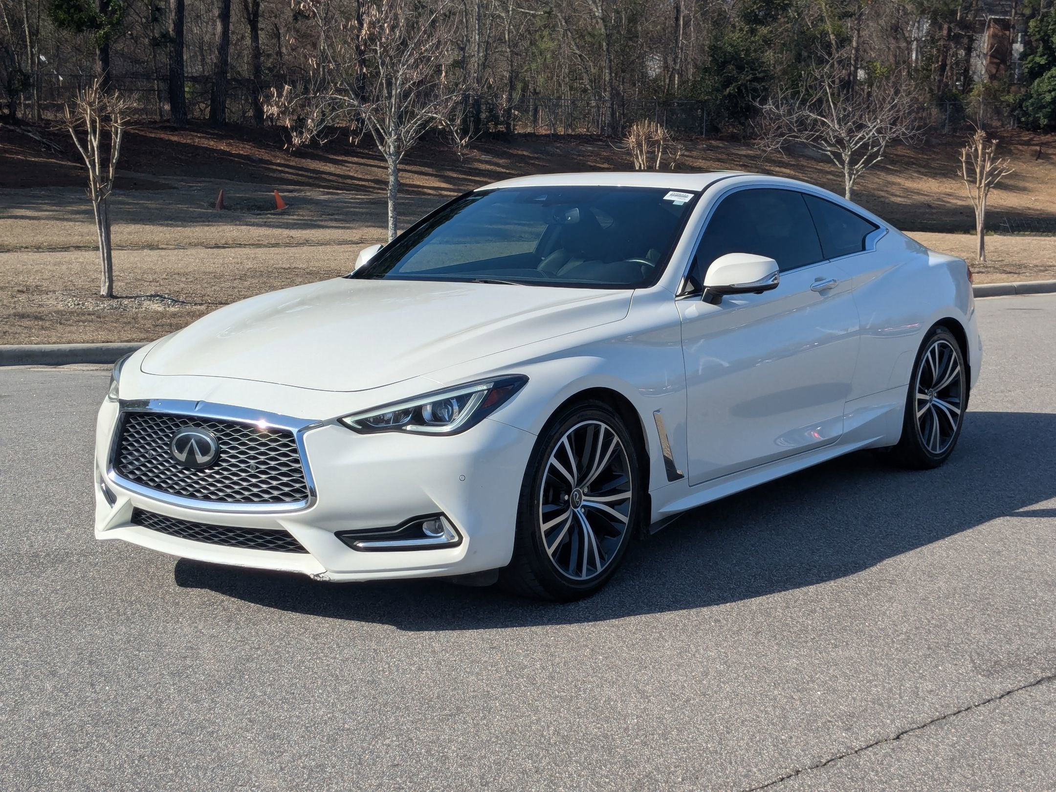 2022 INFINITI Q60 LUXE