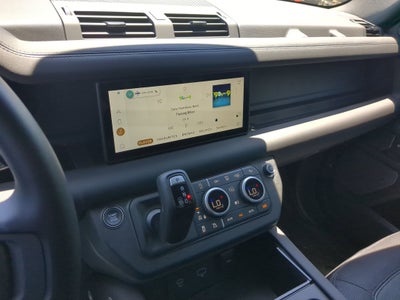 2024 Land Rover Defender X-Dynamic SE