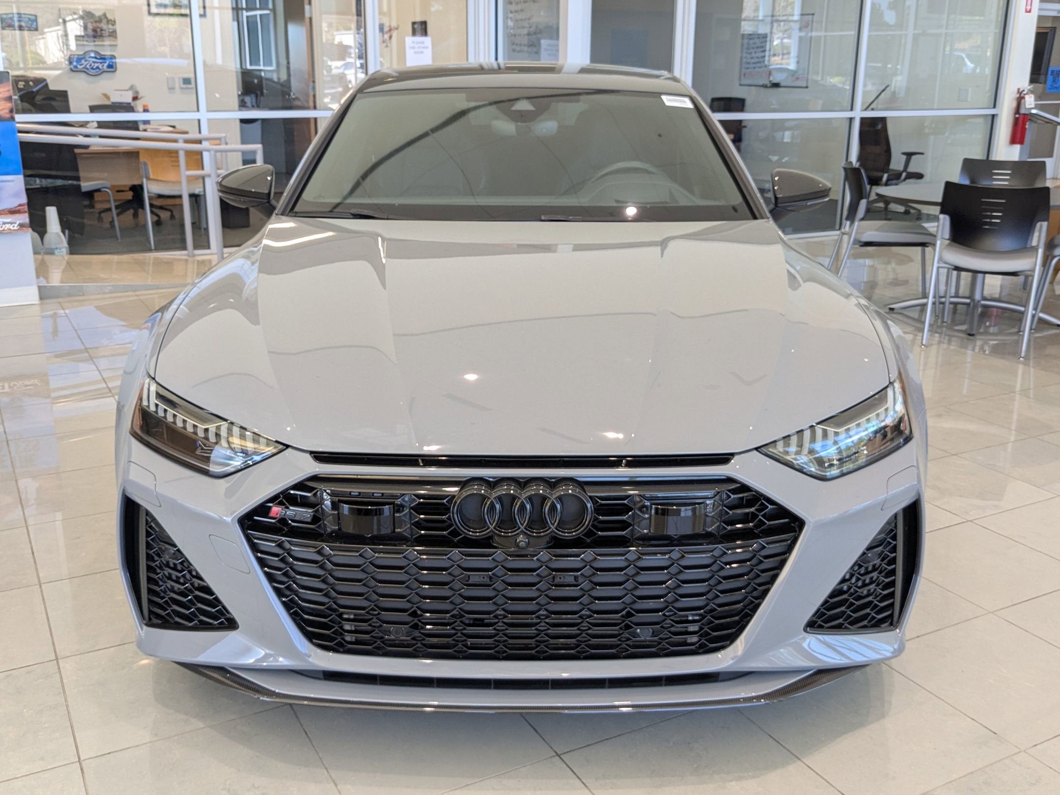 2023 Audi RS 7 4.0T