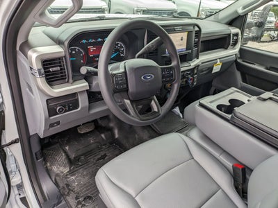 2025 Ford Super Duty F-550 DRW XL