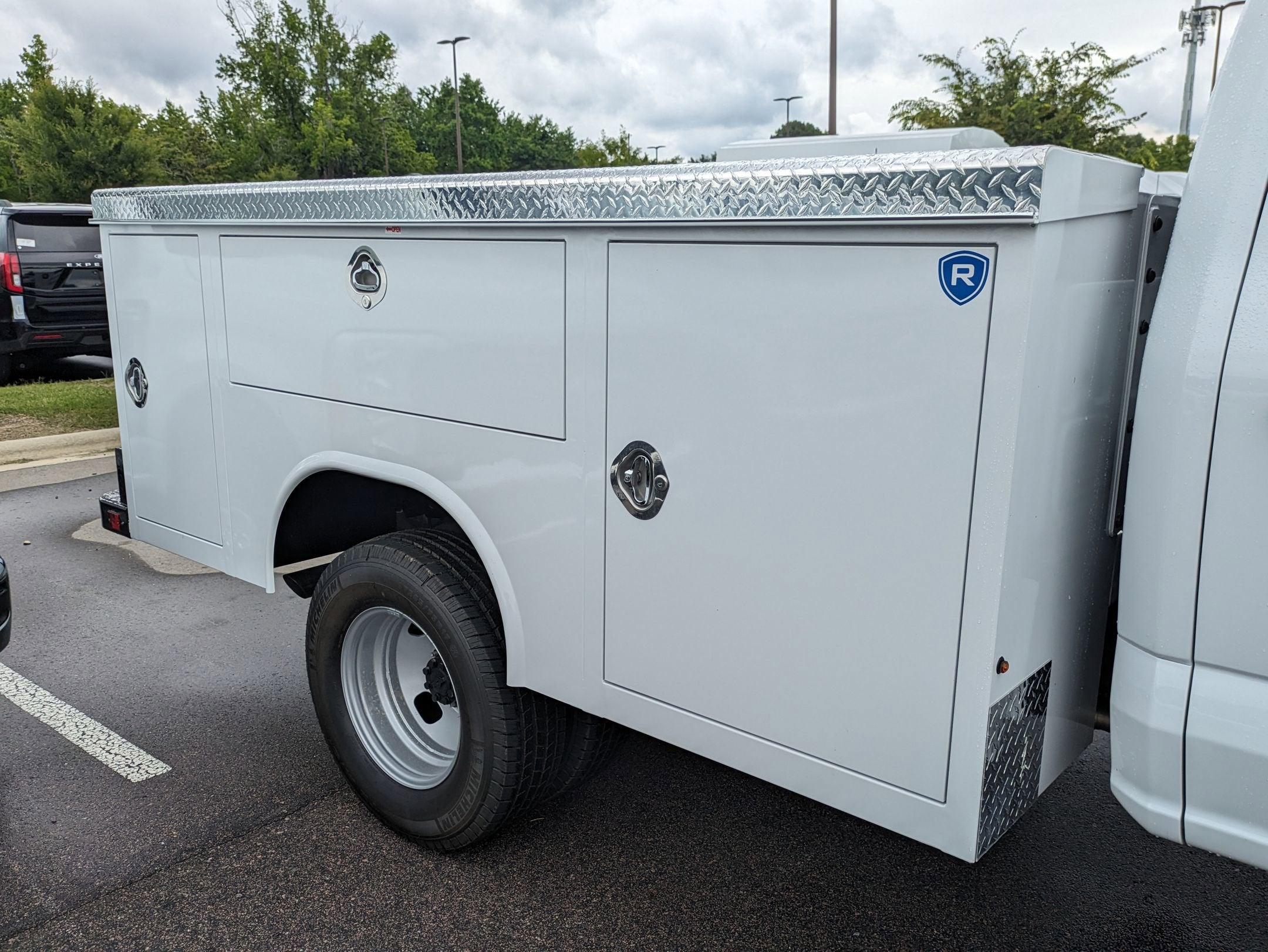 2025 Ford Super Duty F-350 DRW XL