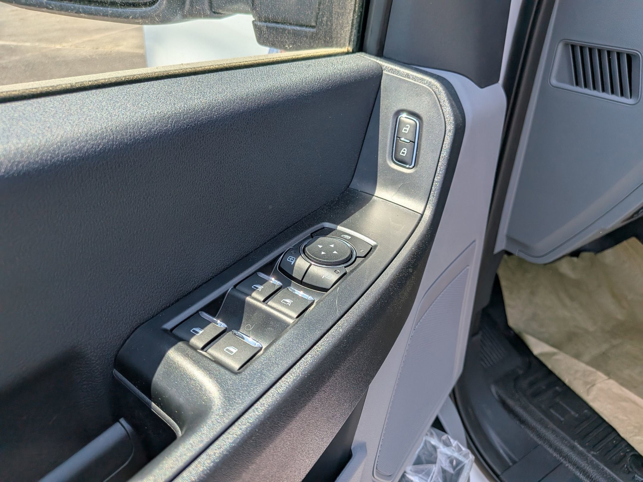 2026 Ford Super Duty F-350 DRW Base