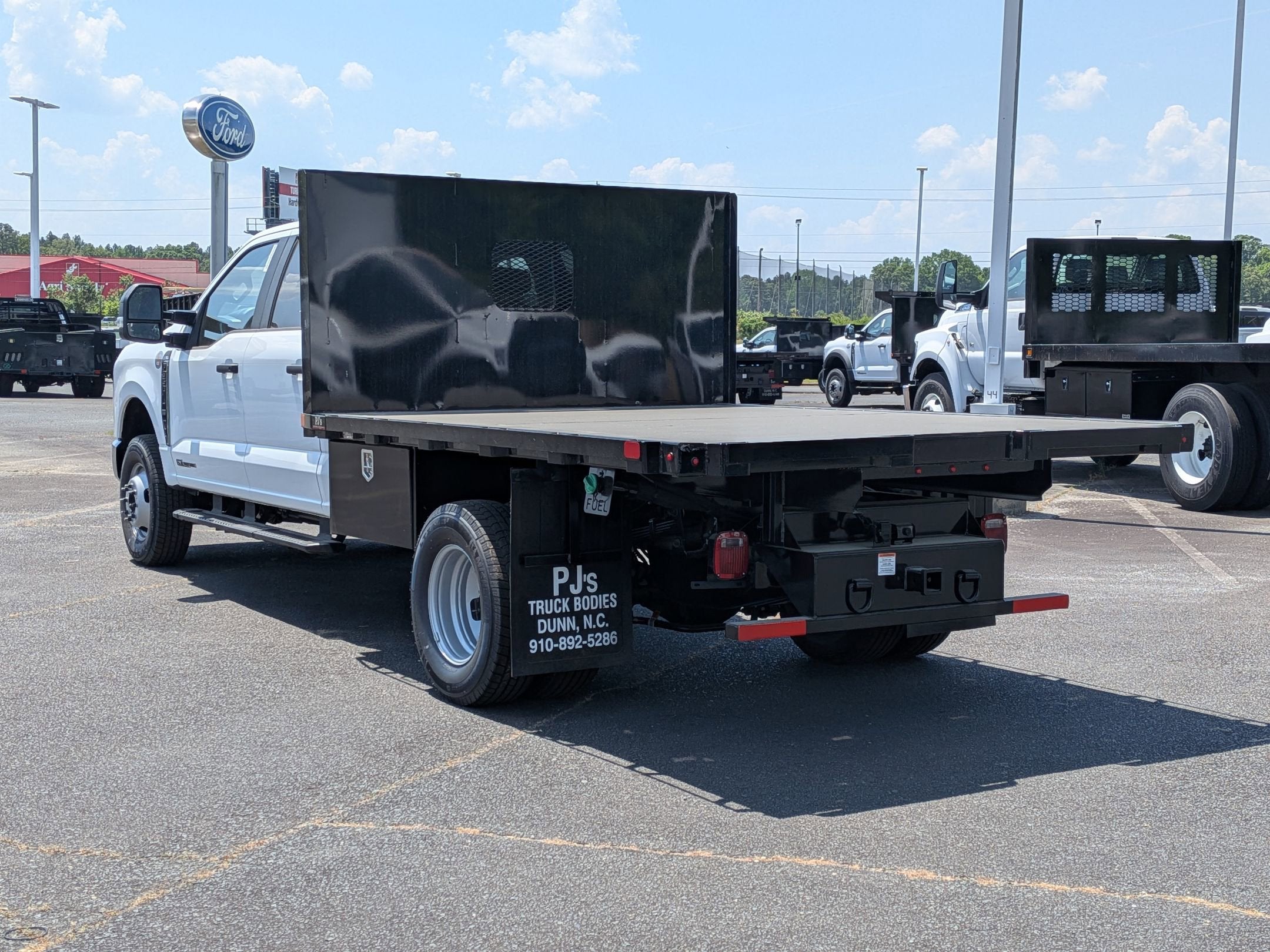 2026 Ford Super Duty F-350 DRW XL