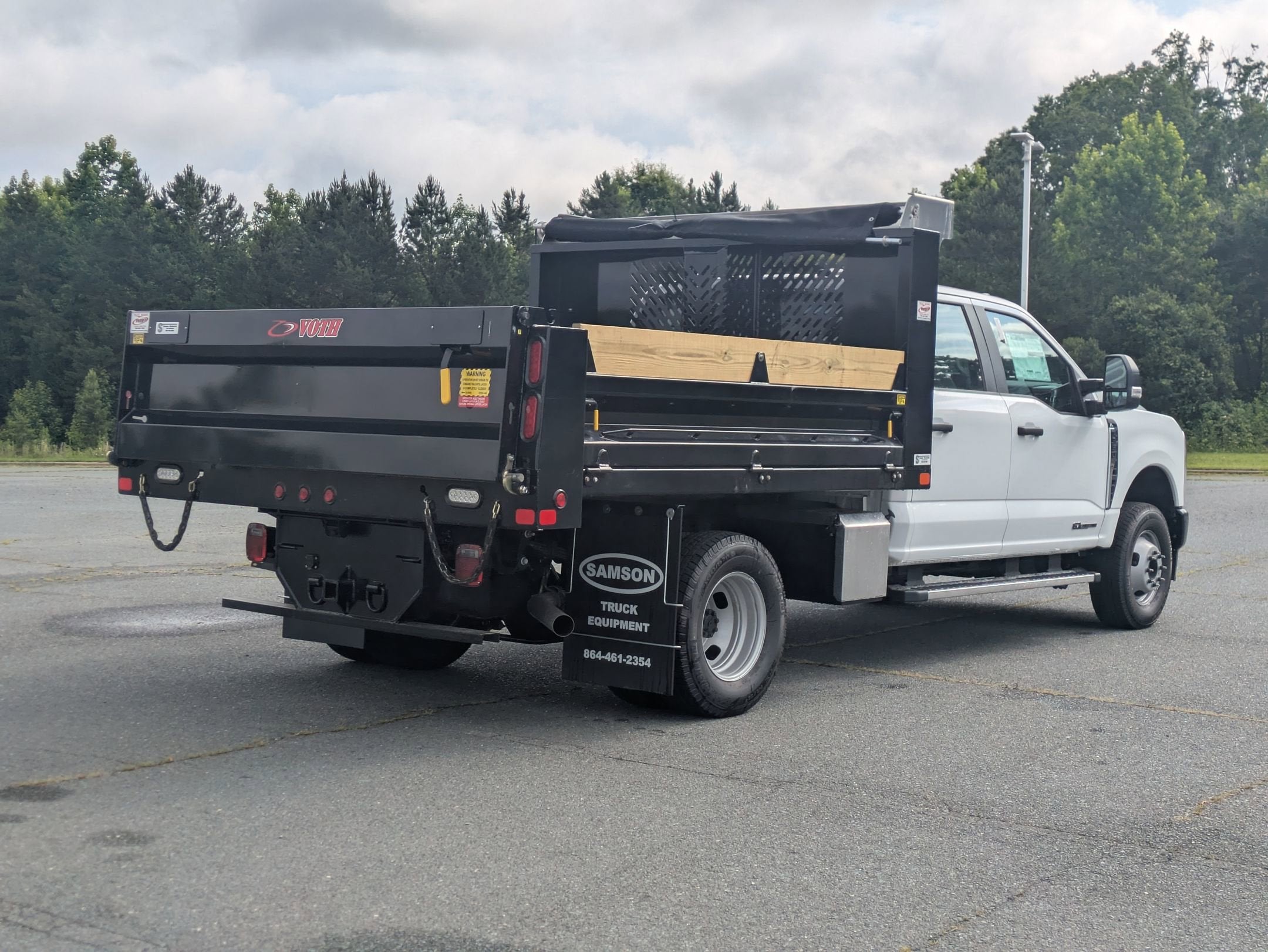 2025 Ford Super Duty F-350 DRW XL