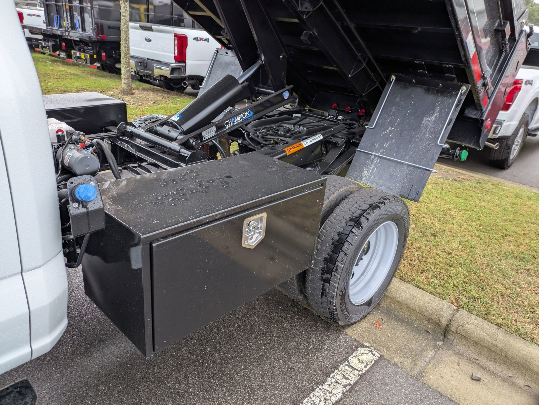 2025 Ford Super Duty F-450 DRW XL