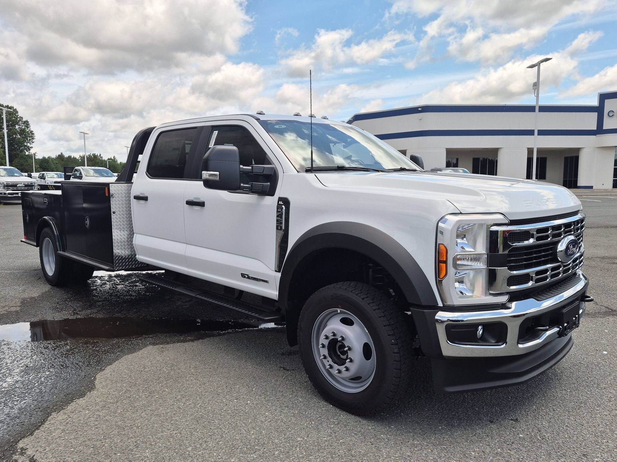 2026 Ford Super Duty F-450 DRW XL