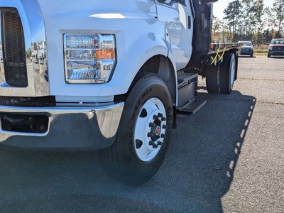 2025 Ford F-650SD Base 16ft Flatbed