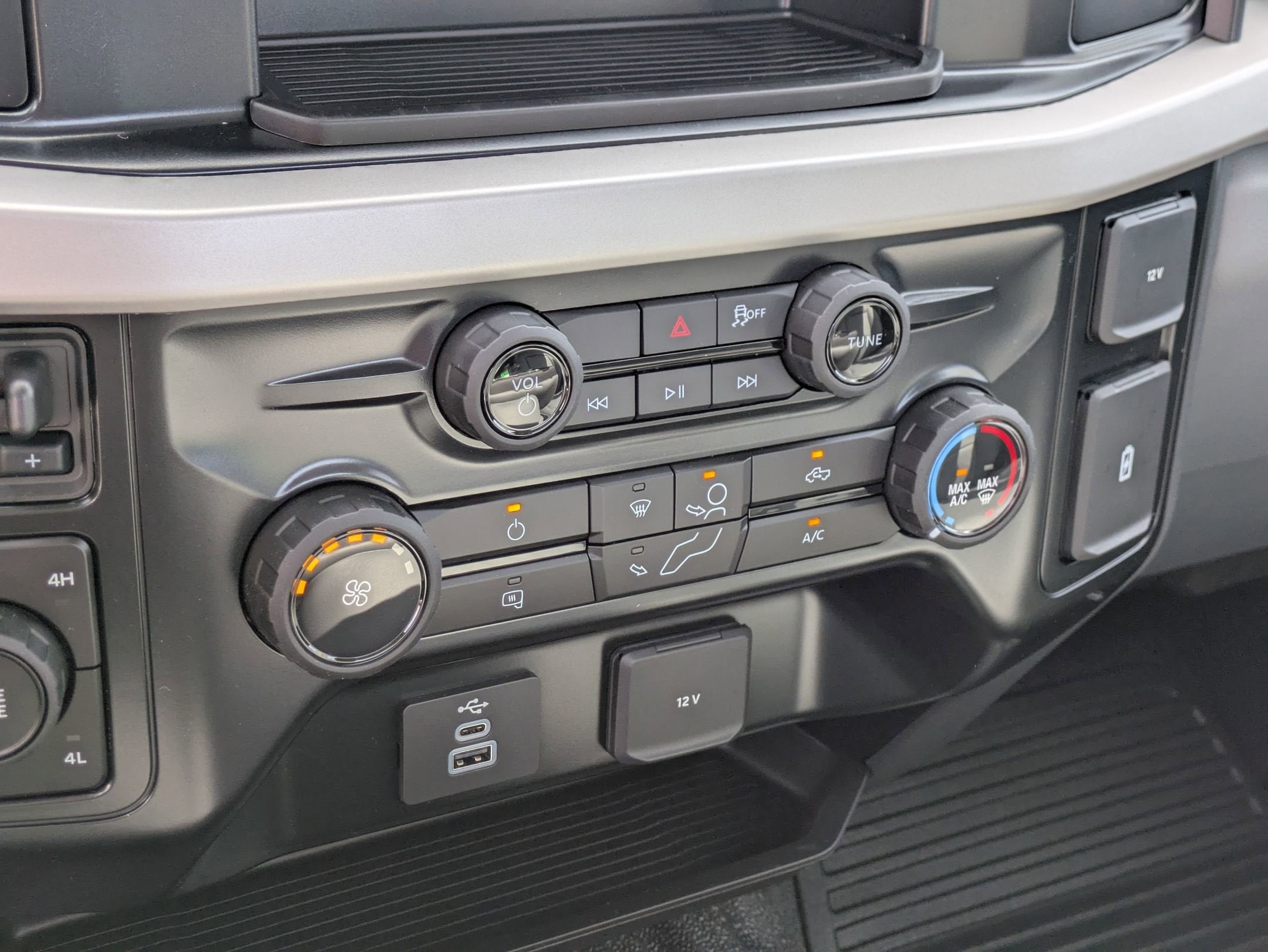 2025 Ford Super Duty F-350 SRW XL