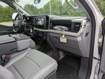 2025 Ford Super Duty F-350 DRW XL