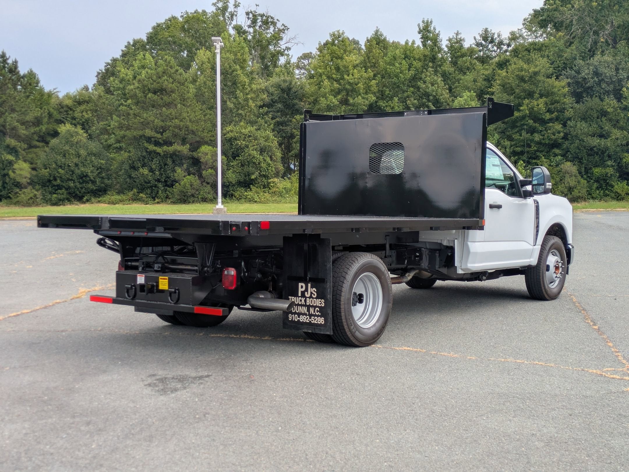 2025 Ford Super Duty F-350 DRW XL