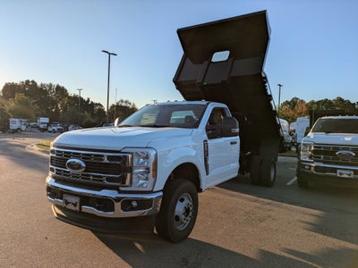 2026 Ford Super Duty F-350 DRW XL