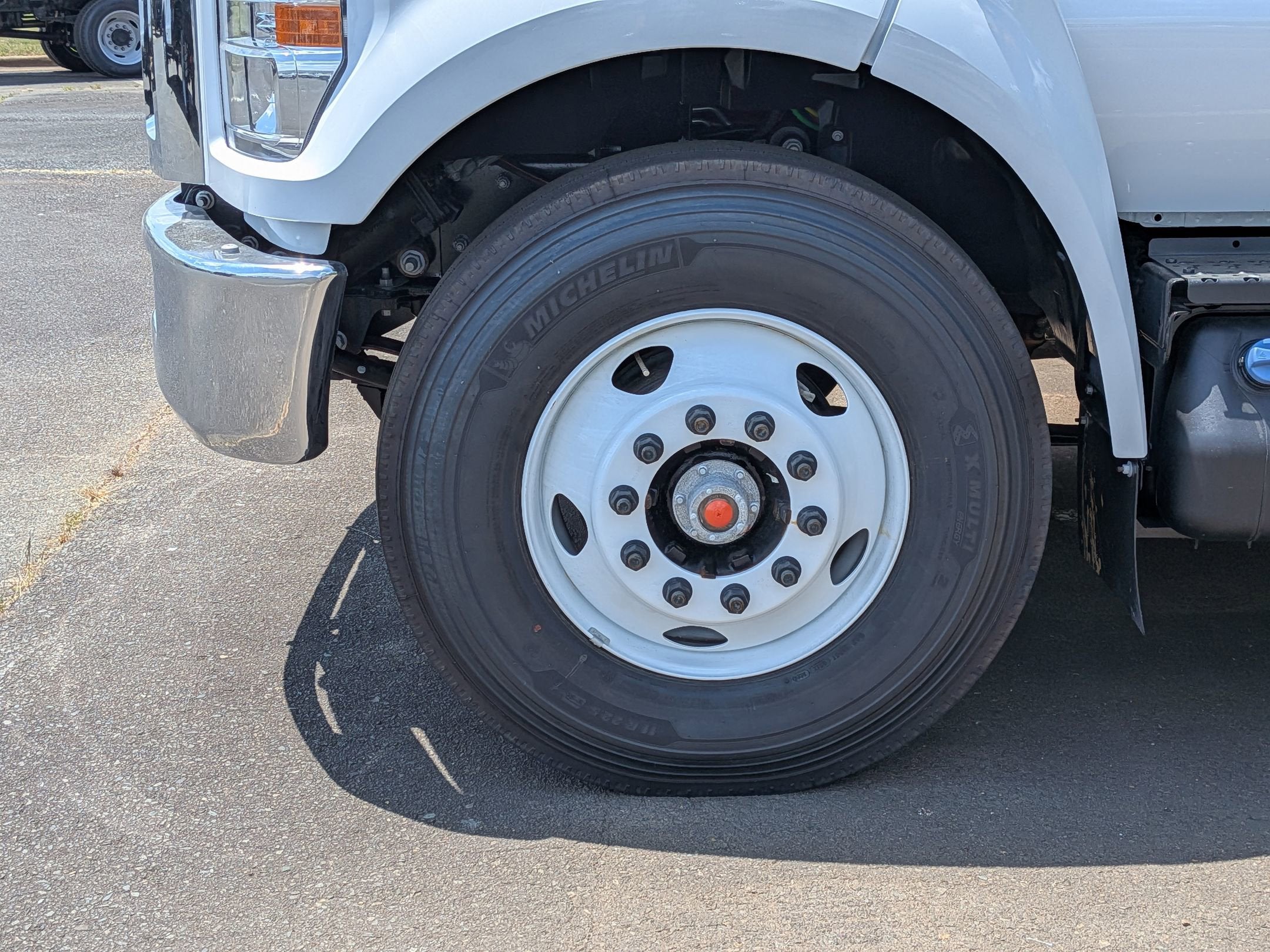 2027 Ford F-750SD Base