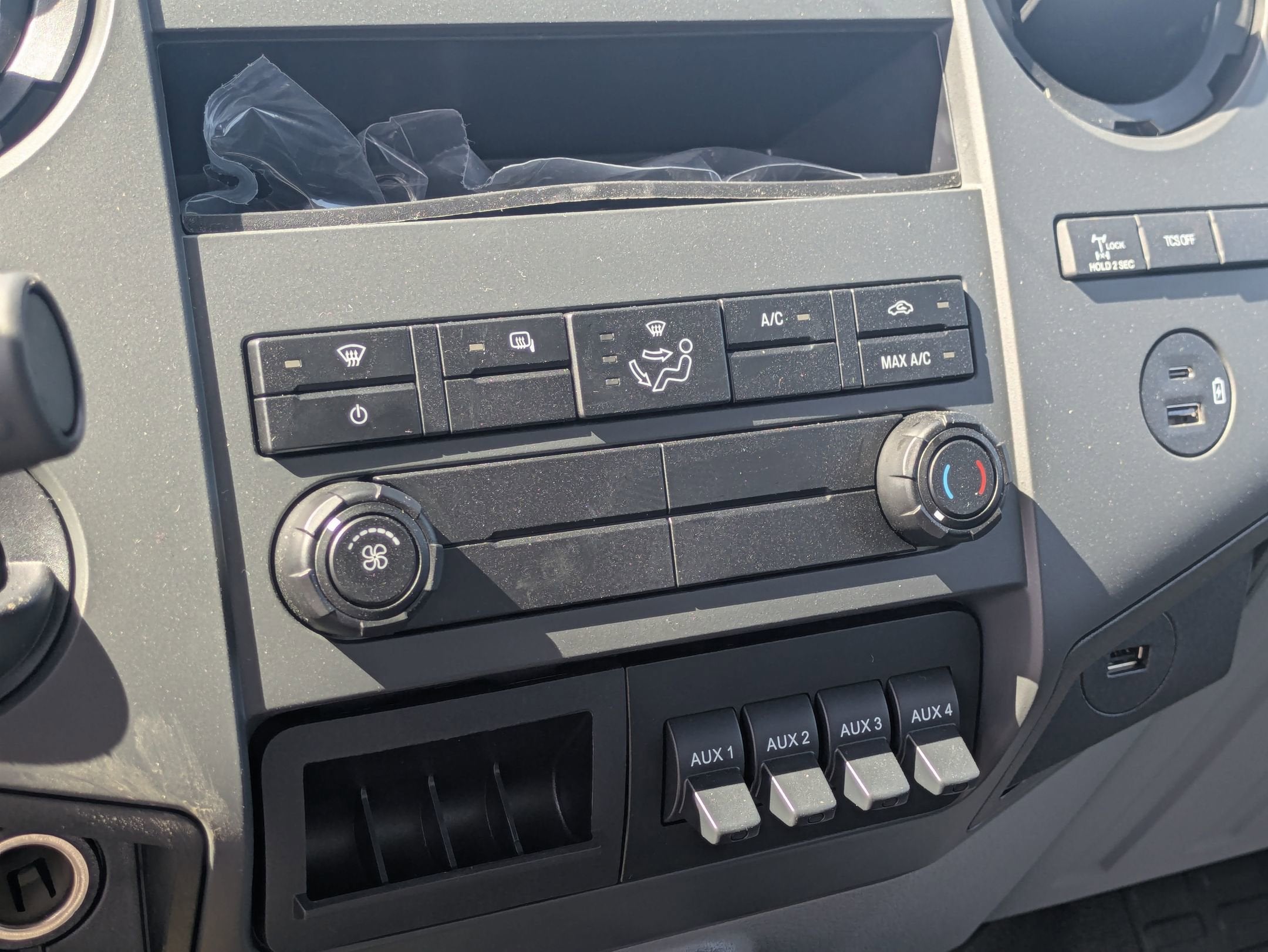 2026 Ford F-750SD Base