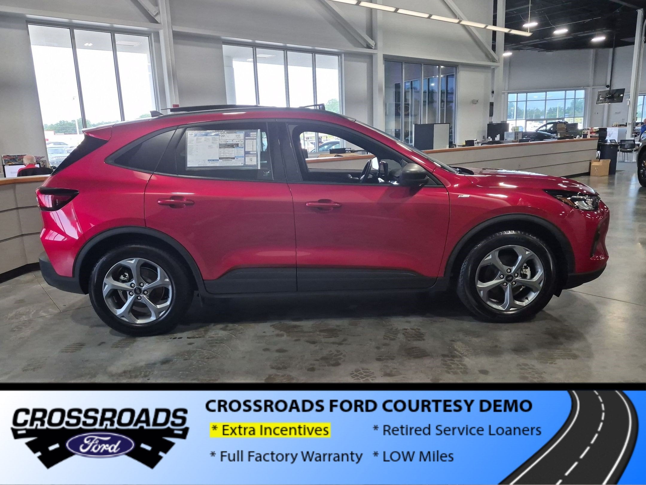 2025 Ford Escape ST-Line - Crossroads Courtesy Demo