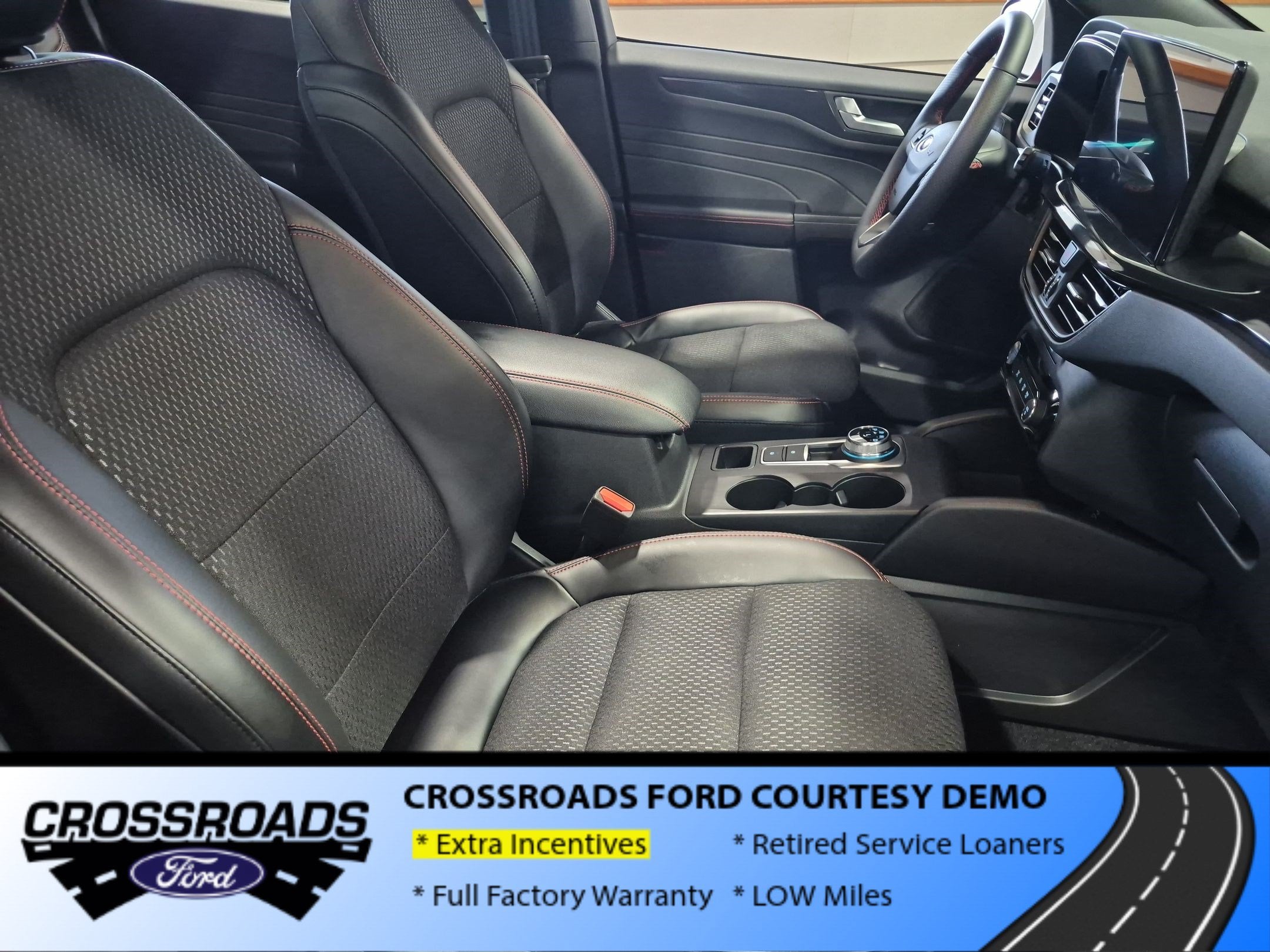 2025 Ford Escape ST-Line - Crossroads Courtesy Demo