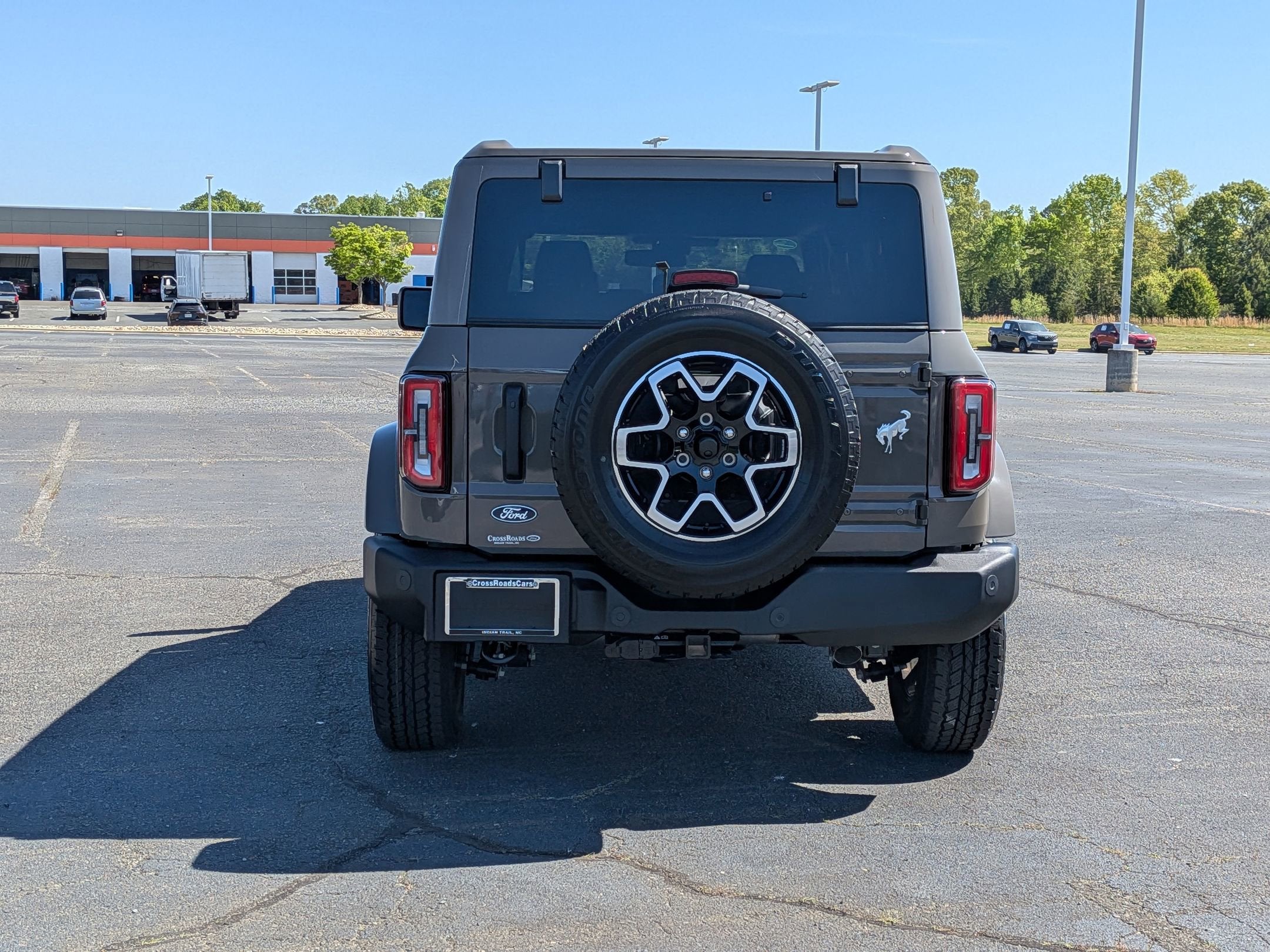 2026 Ford Bronco Outer Banks Custom Wheels / Lift