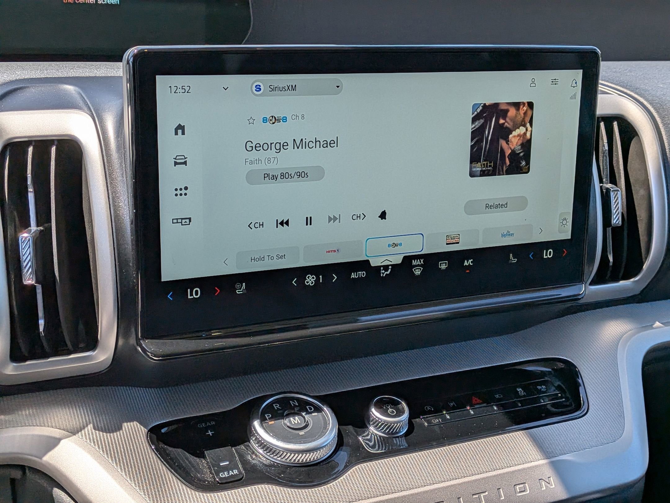 2025 Ford Expedition Max Active