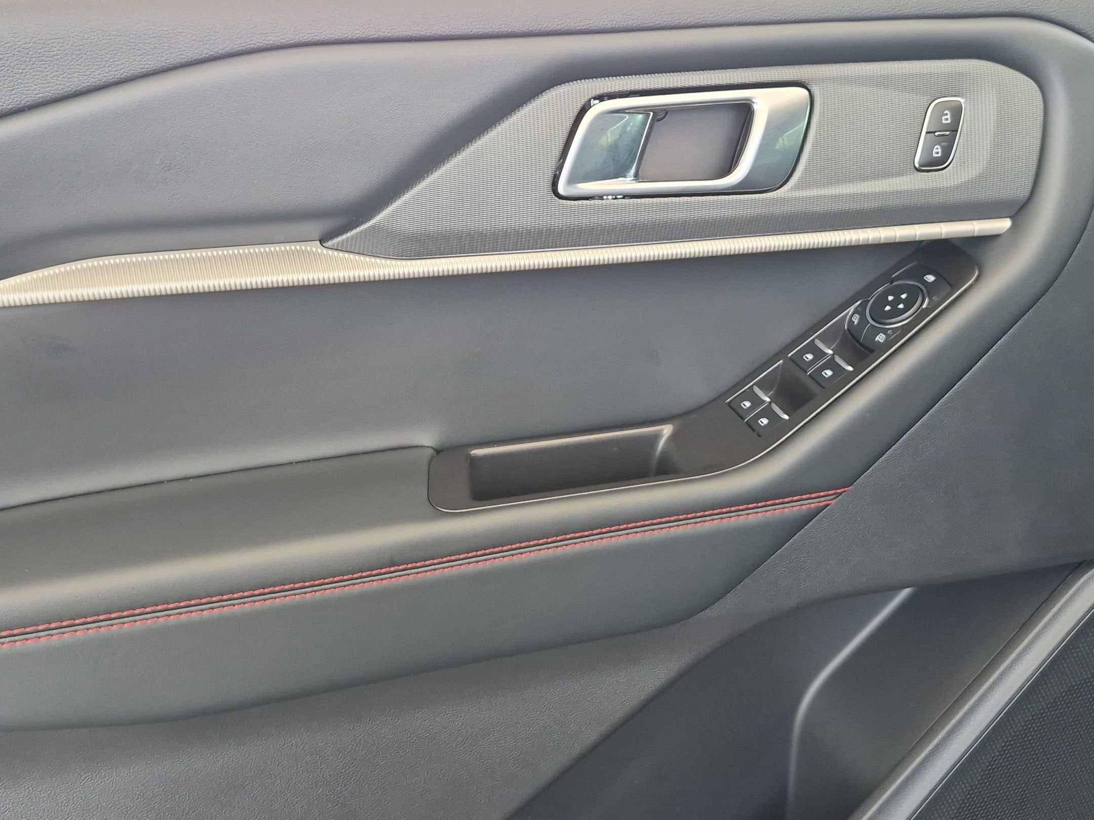 2026 Ford Explorer ST-Line - Crossroads Courtesy Demo