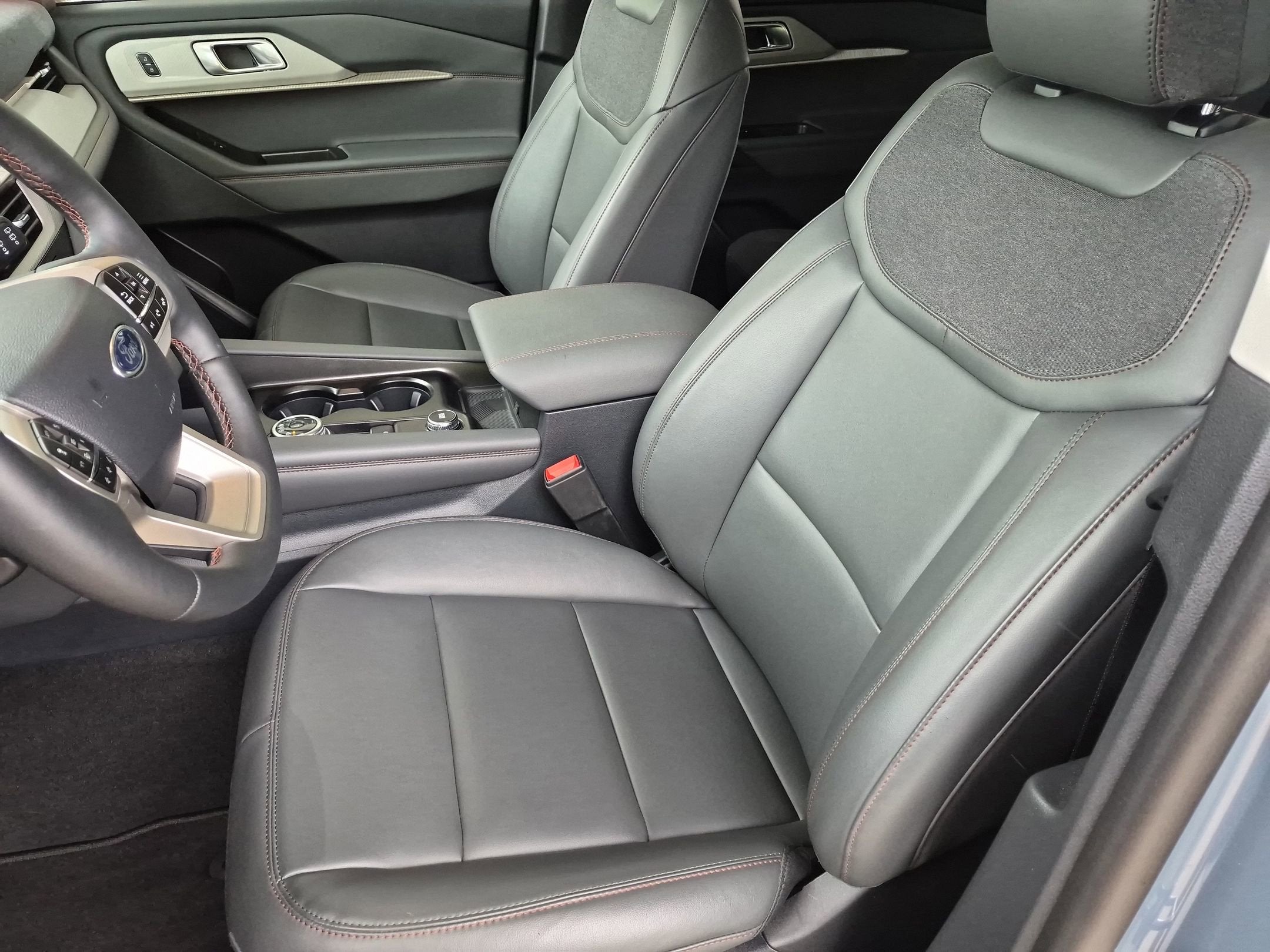 2026 Ford Explorer Active - Crossroads Courtesy Demo