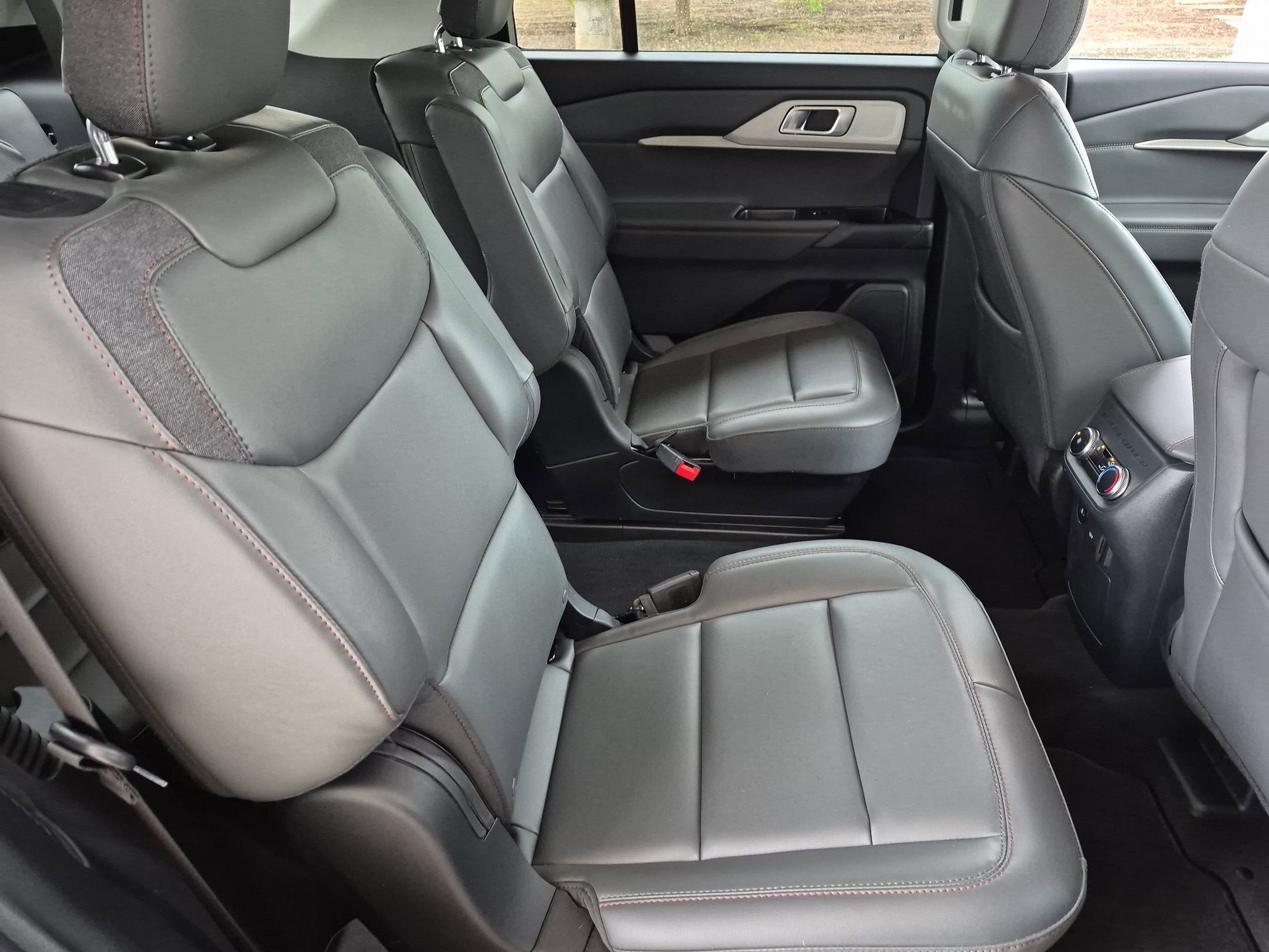 2026 Ford Explorer Active - Crossroads Courtesy Demo