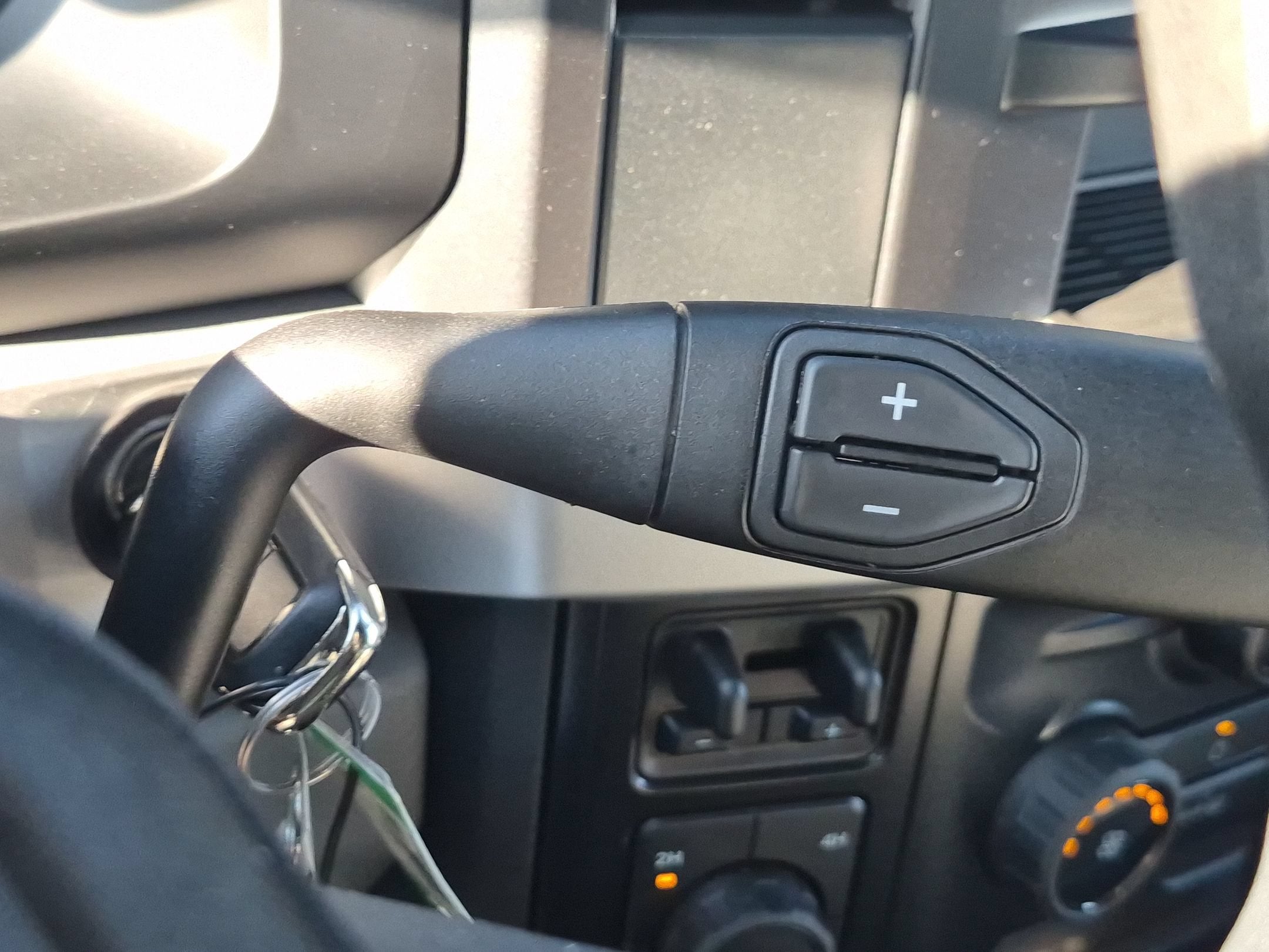 2027 Ford Super Duty F-250 SRW XL
