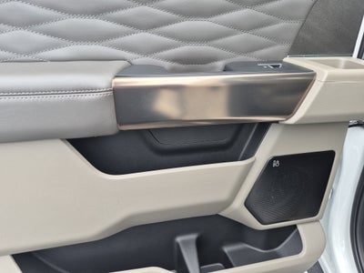 2026 Ford Super Duty F-250 SRW Platinum