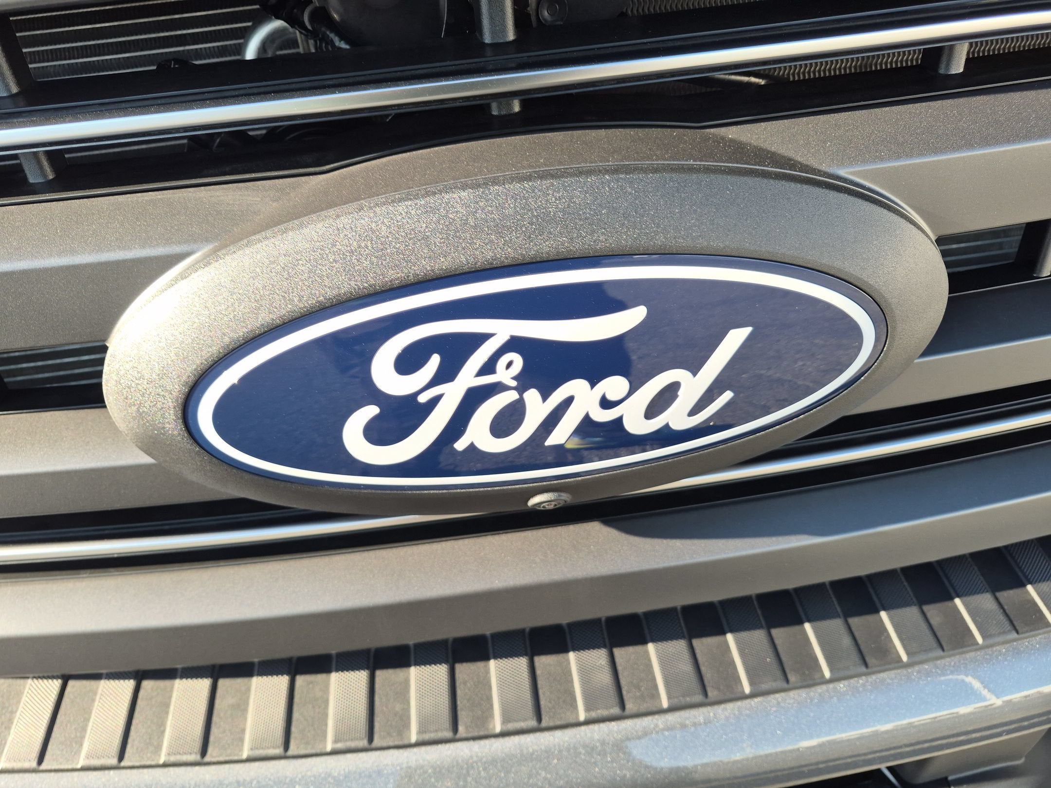 2027 Ford Super Duty F-250 SRW XLT
