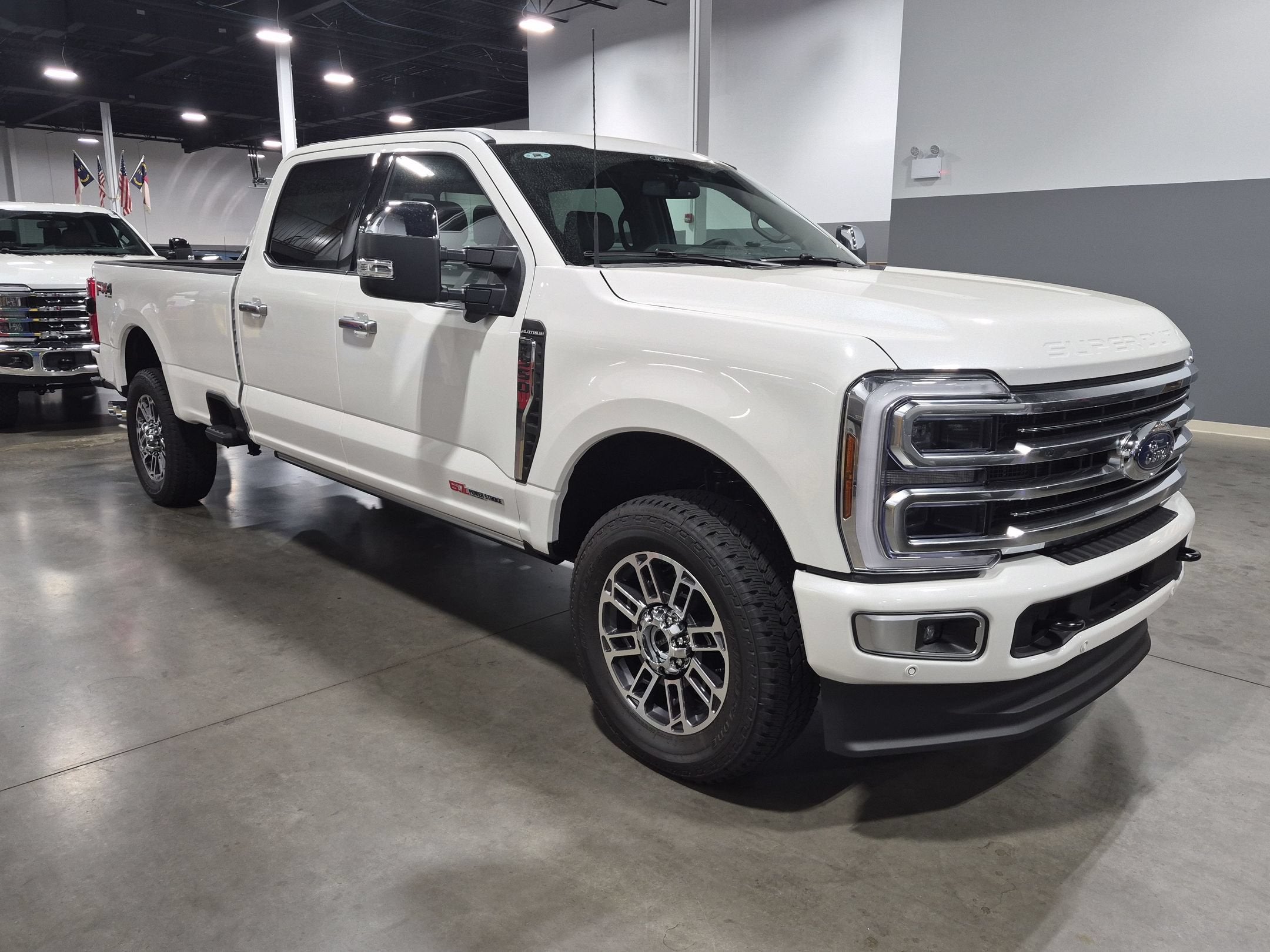 2026 Ford Super Duty F-350 SRW Platinum