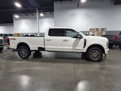 2026 Ford Super Duty F-350 SRW Platinum