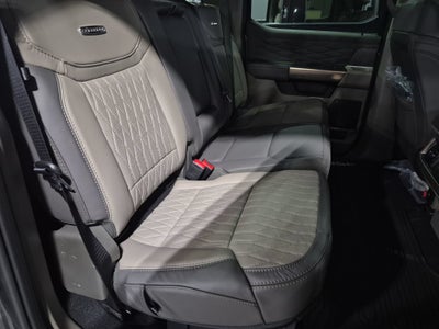 2026 Ford Super Duty F-350 SRW Platinum
