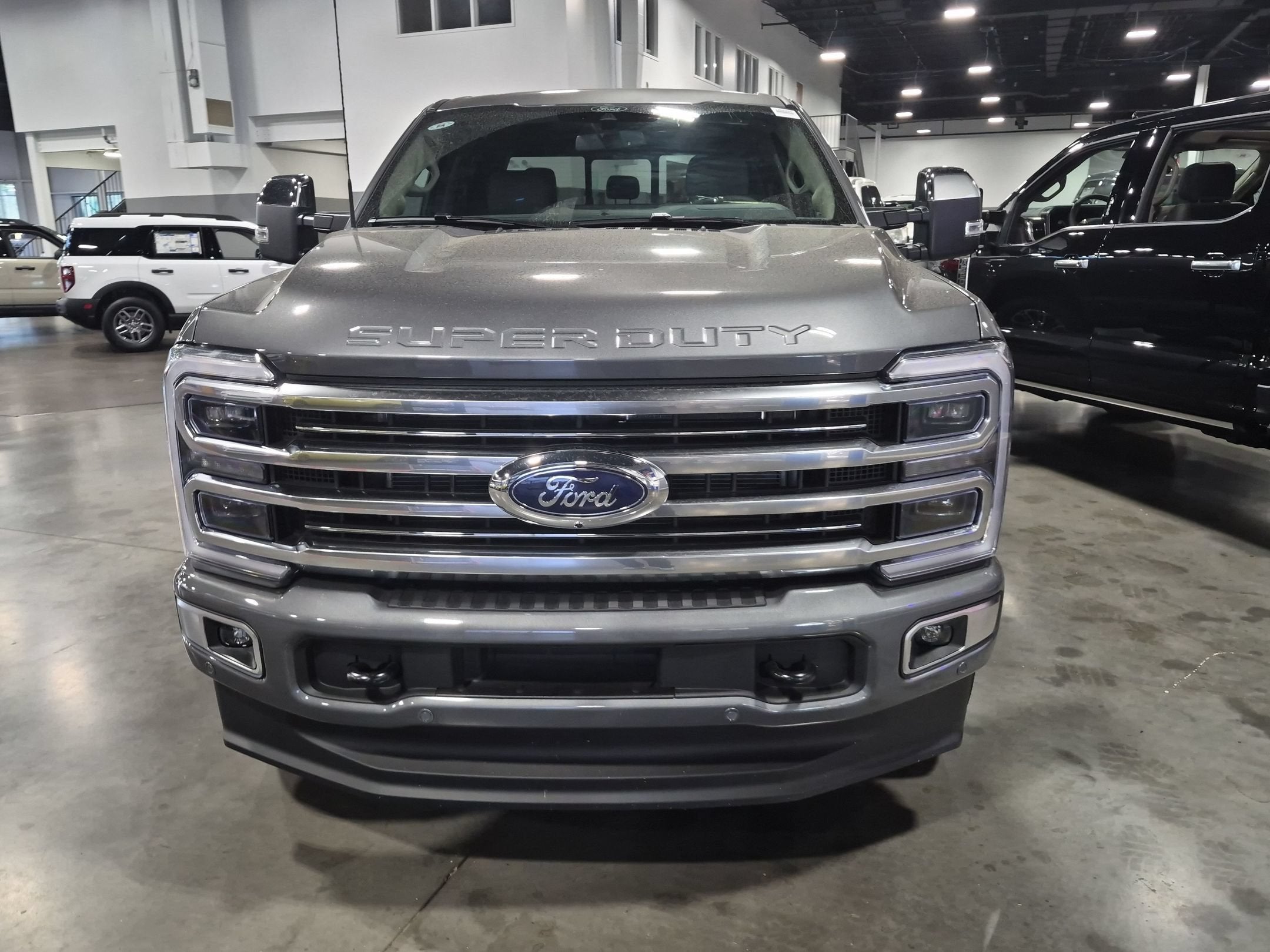 2026 Ford Super Duty F-350 SRW Platinum