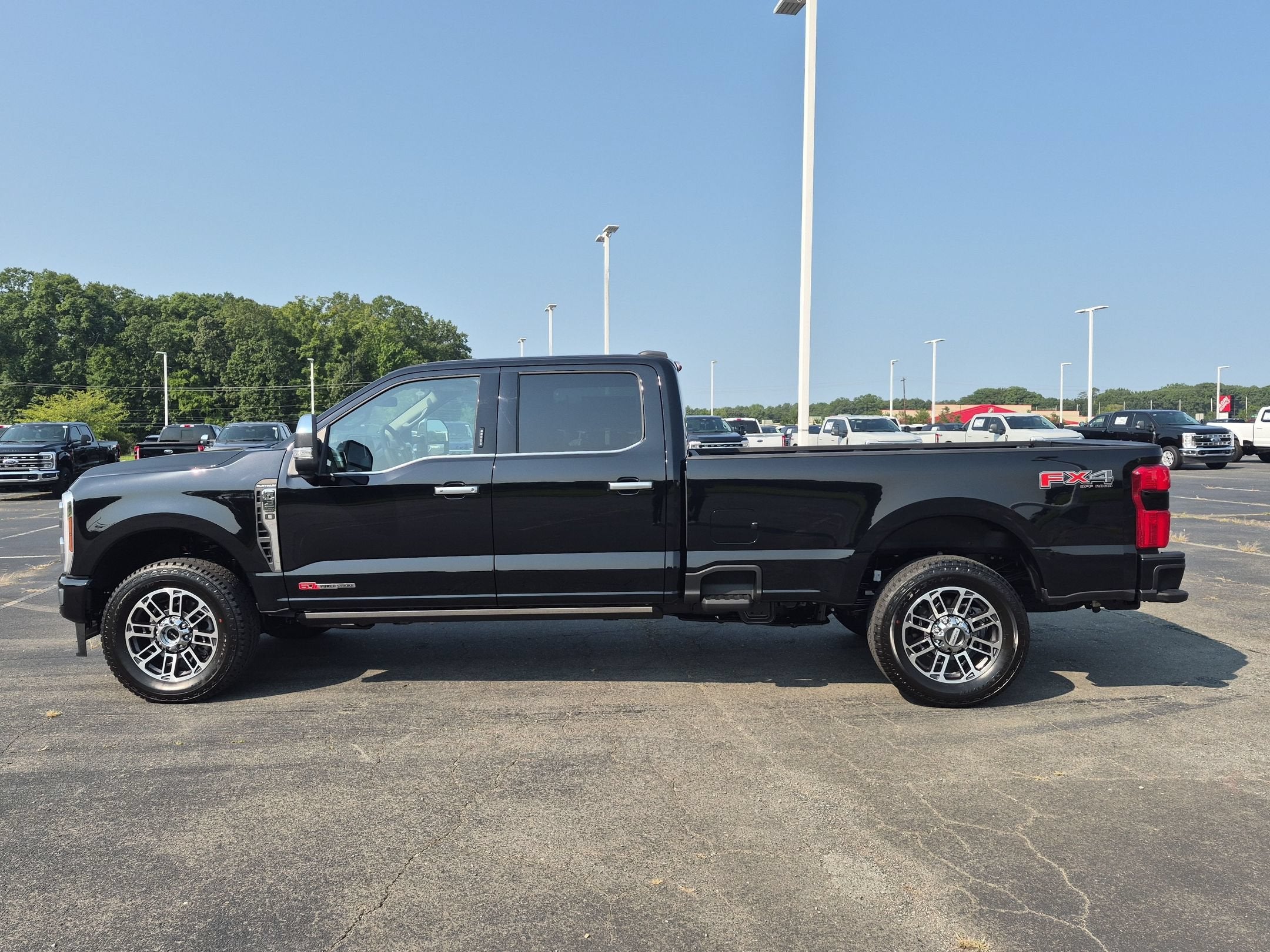 2026 Ford Super Duty F-350 SRW Platinum
