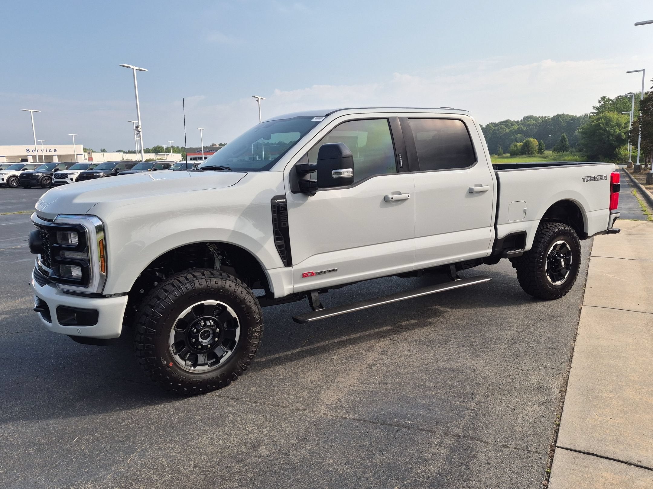2026 Ford Super Duty F-350 SRW LARIAT