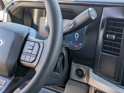 2026 Ford Super Duty F-350 SRW XLT