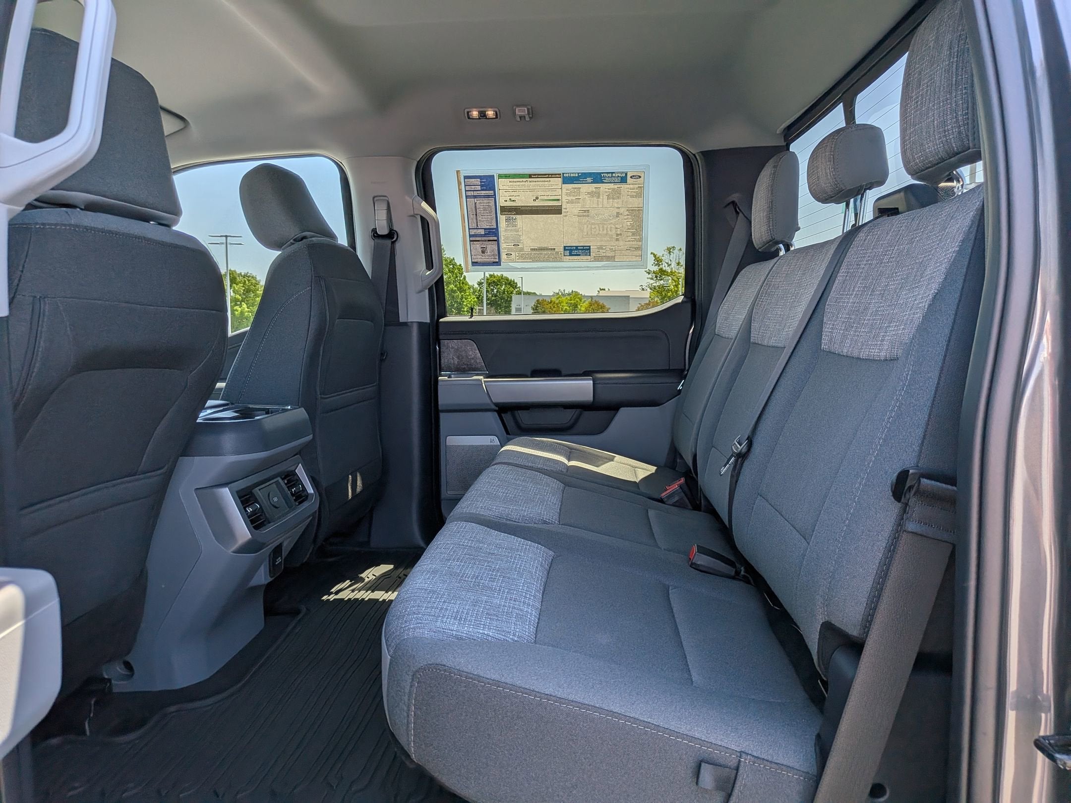 2026 Ford Super Duty F-350 SRW XLT