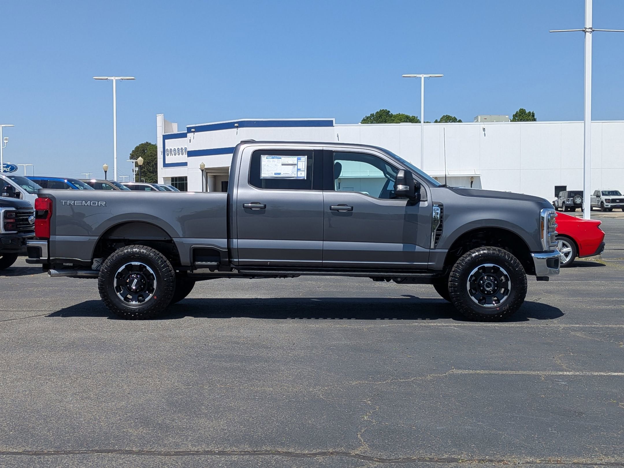 2026 Ford Super Duty F-350 SRW XLT