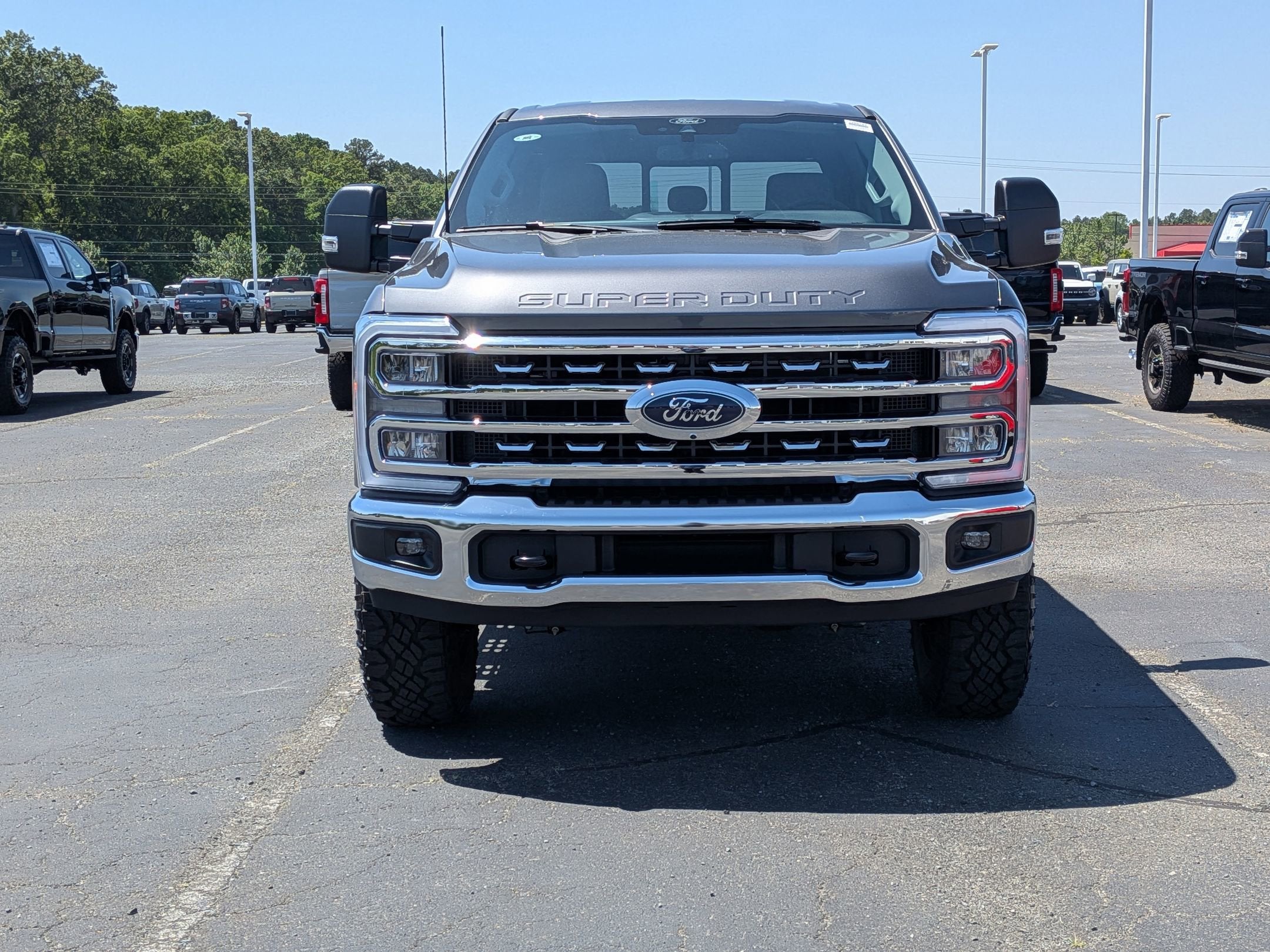 2026 Ford Super Duty F-350 SRW XLT