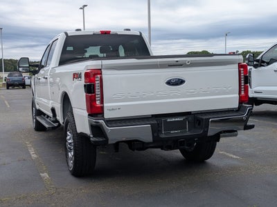 2026 Ford Super Duty F-350 SRW LARIAT