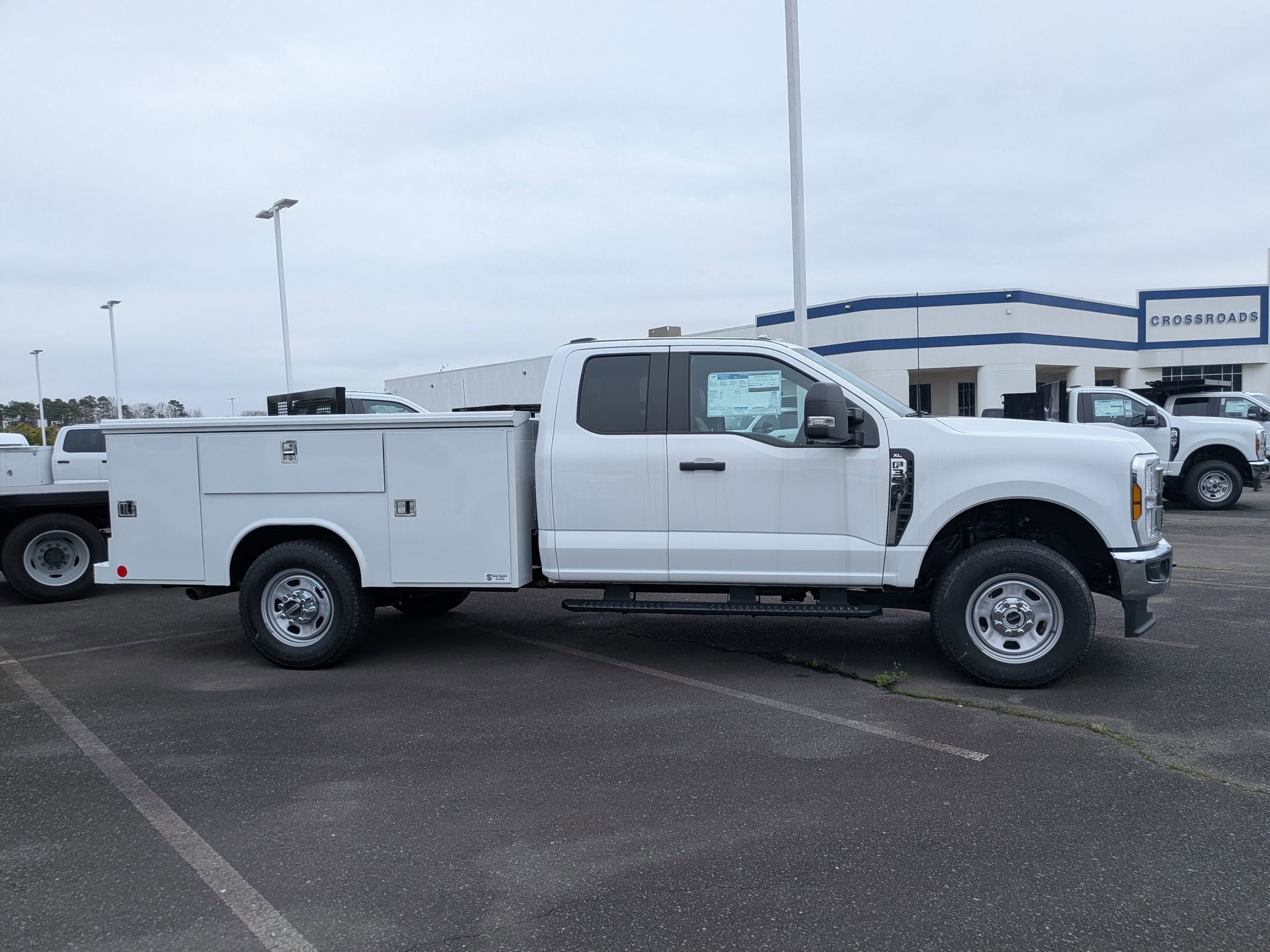 2026 Ford Super Duty F-350 DRW XL