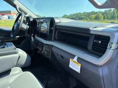 2026 Ford Super Duty F-350 DRW XL