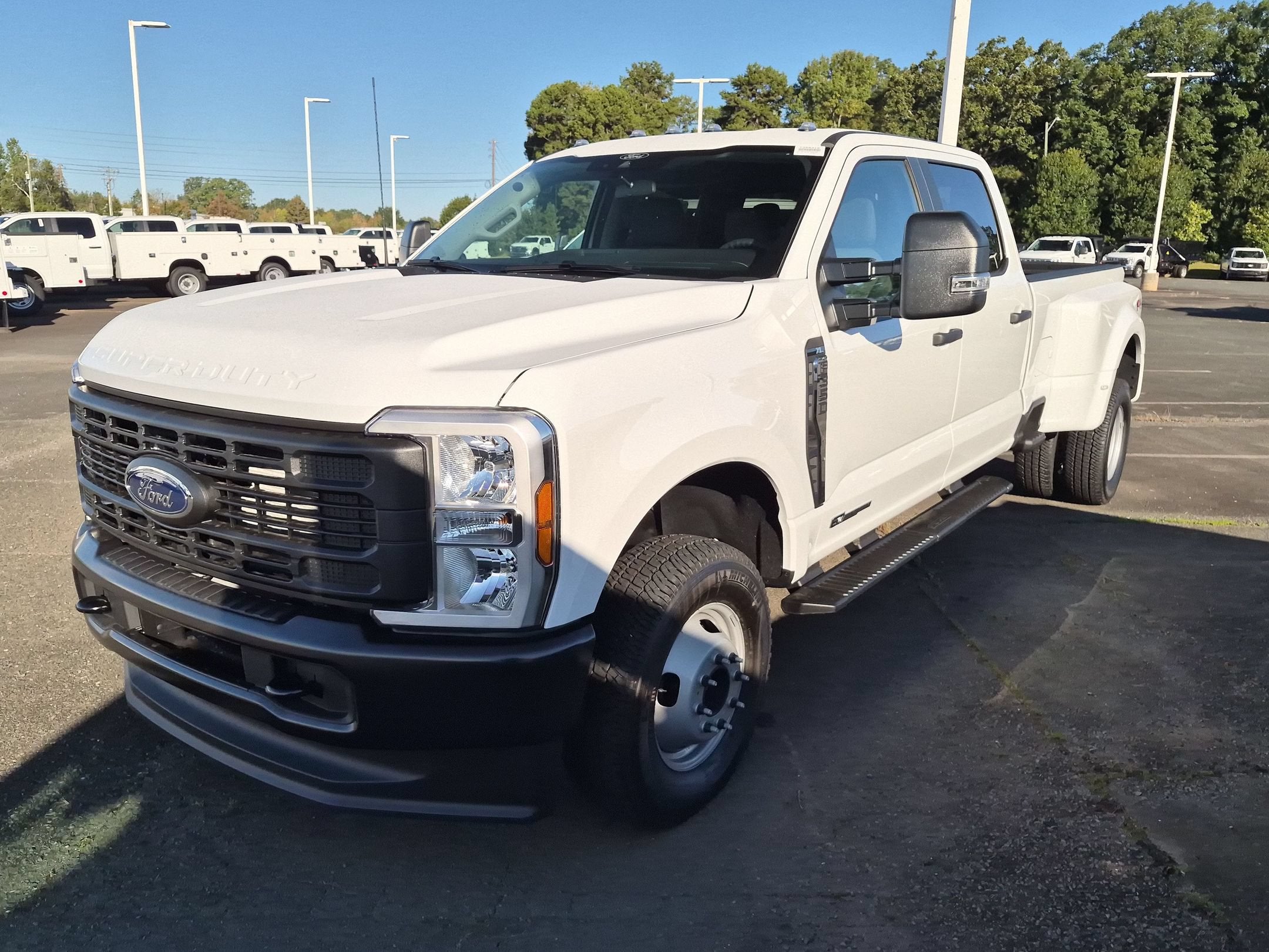 2026 Ford Super Duty F-350 DRW XL