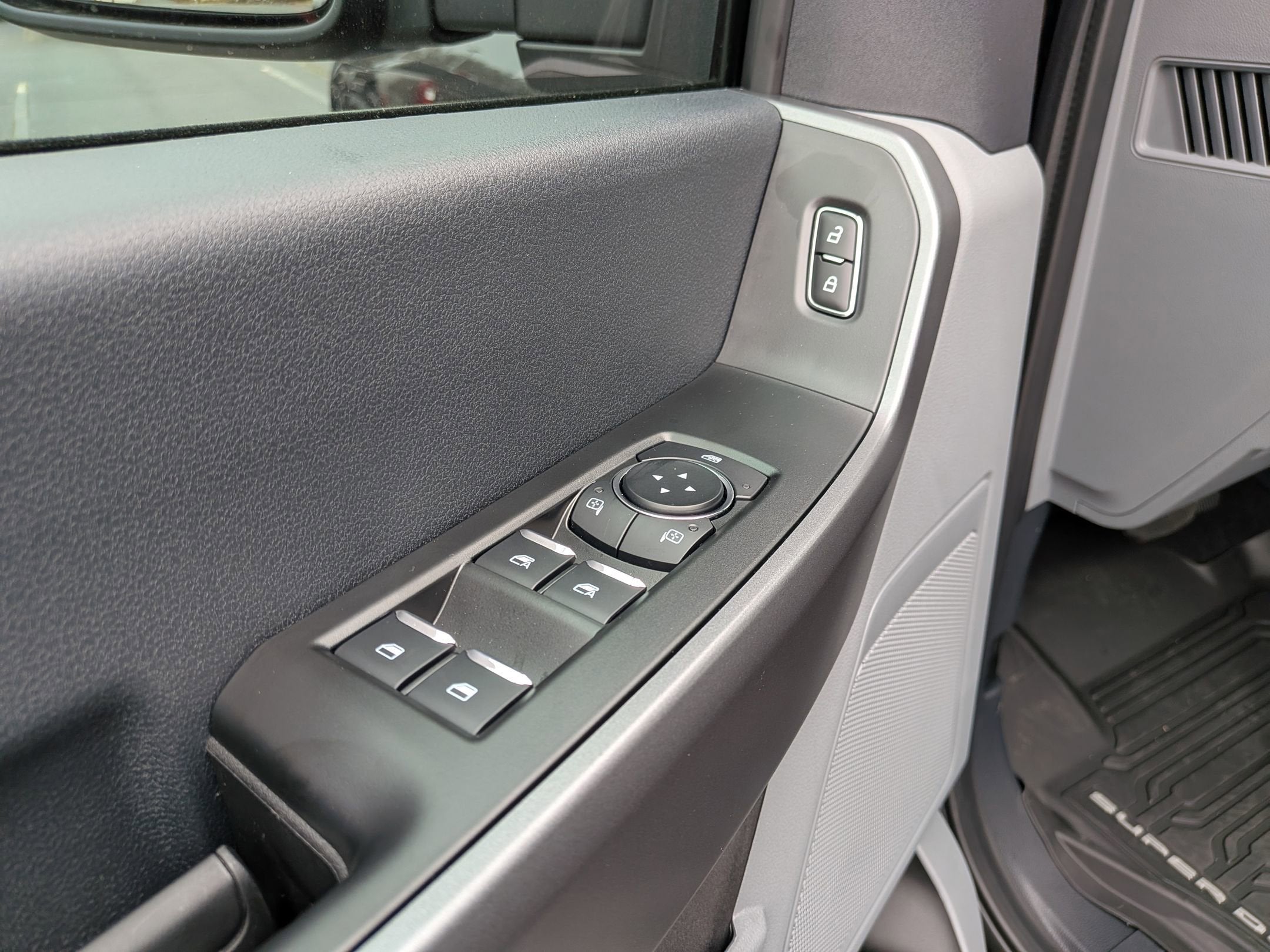 2026 Ford Super Duty F-450 DRW XLT