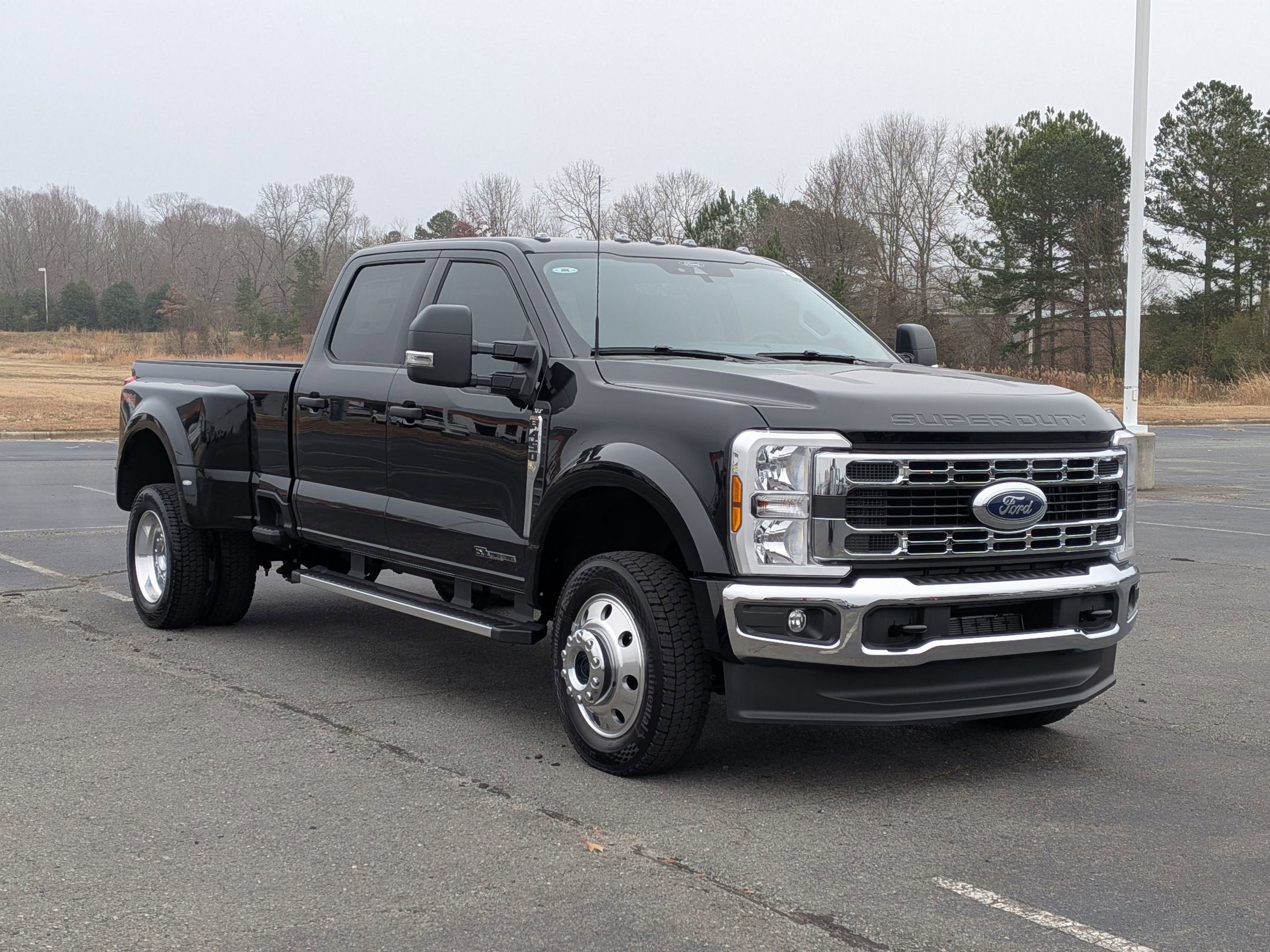 2026 Ford Super Duty F-450 DRW XLT