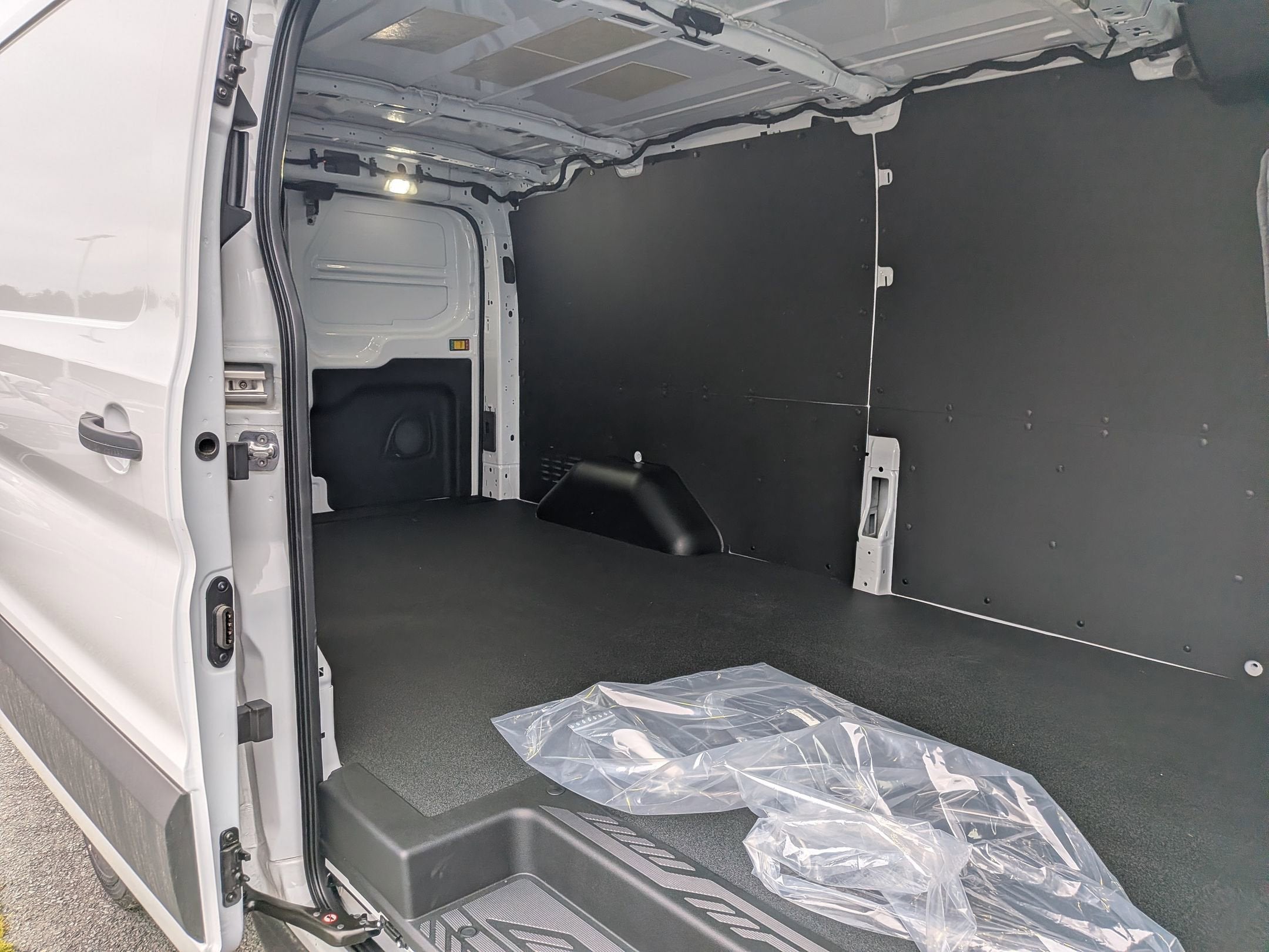 2026 Ford Transit Cargo Van Base