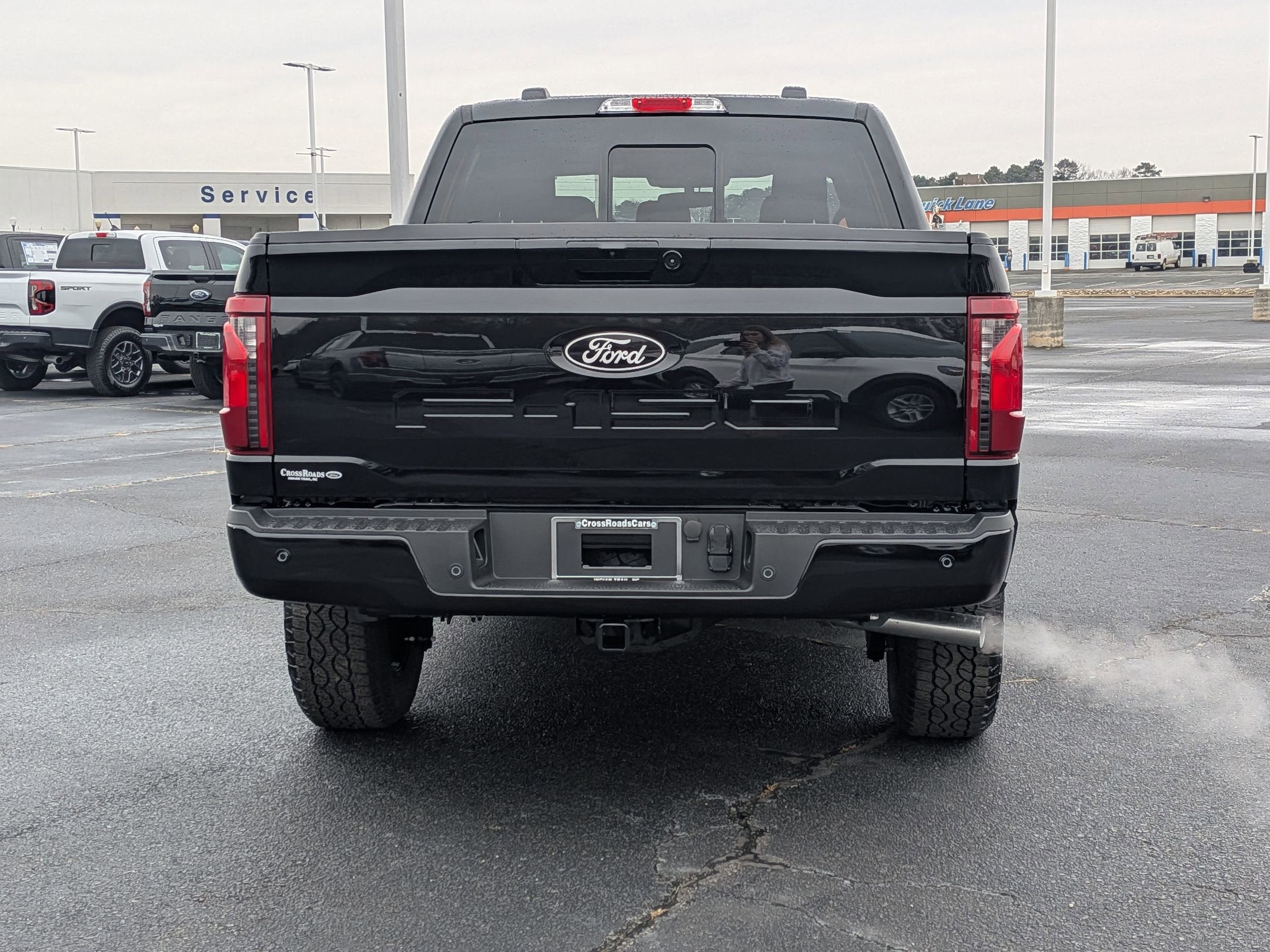 2026 Ford F-150 XLT - 6" lift custom wheels,Leather